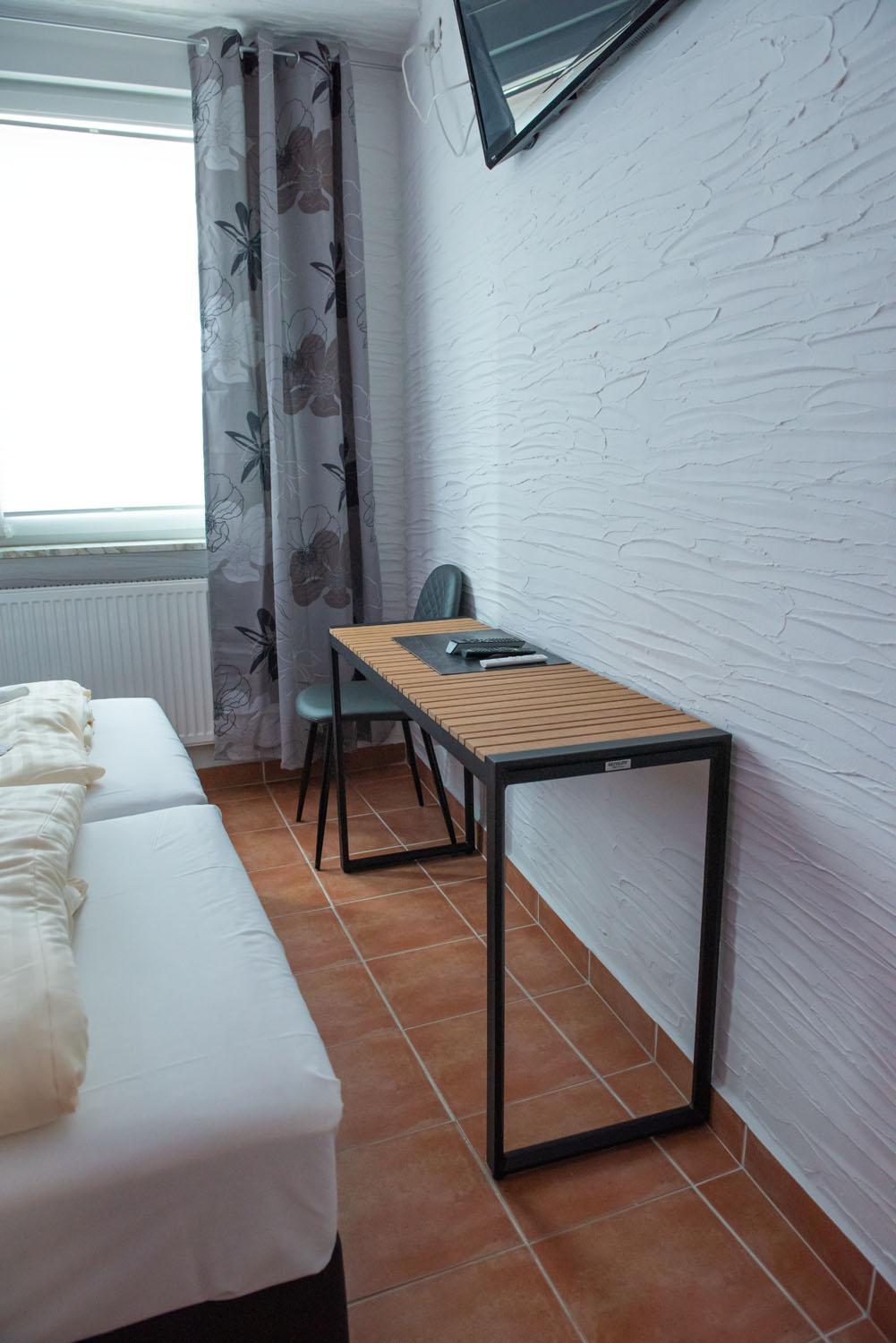 Double Room - Photo 4