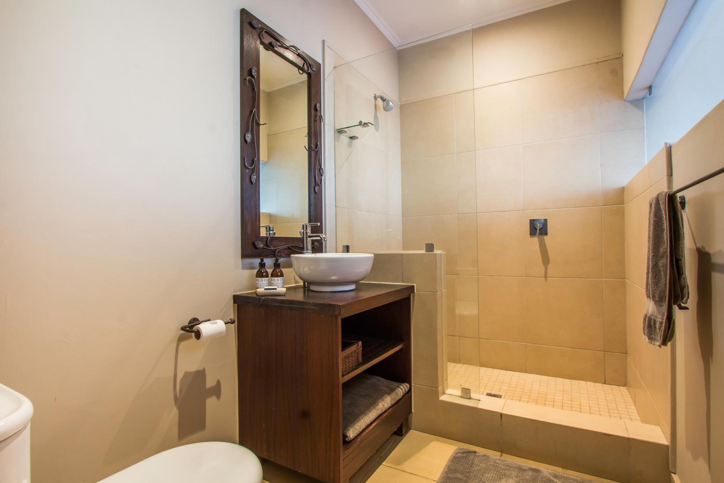 Double or Twin Room with Balcony photo 2