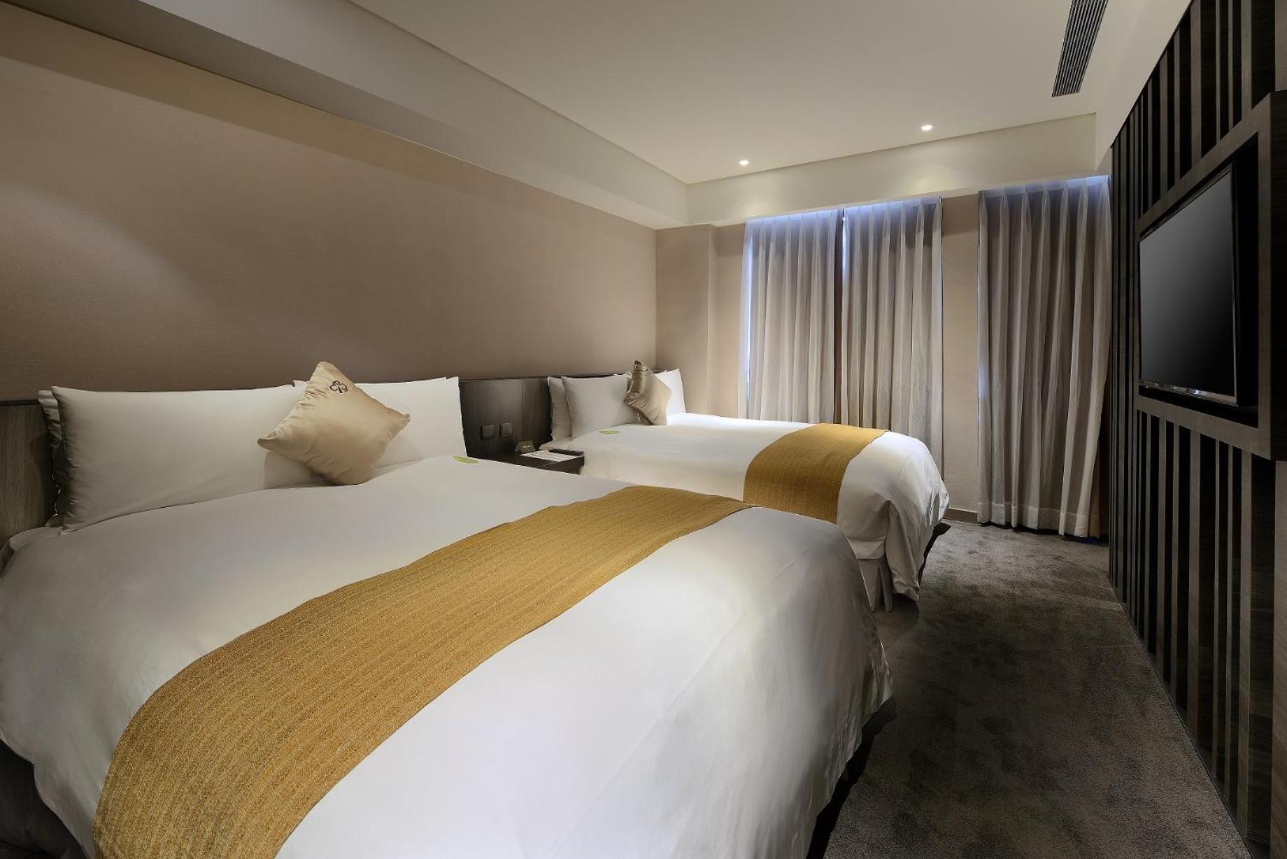 Deluxe Quadruple Room photo 3