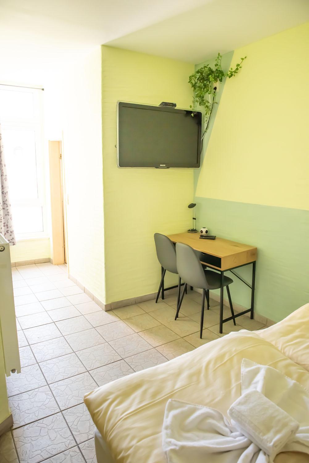 Double Room - Photo 2