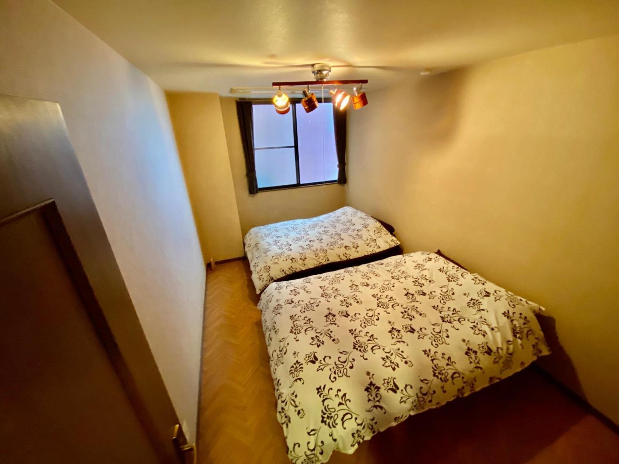 Suite with Balcony - Photo 27