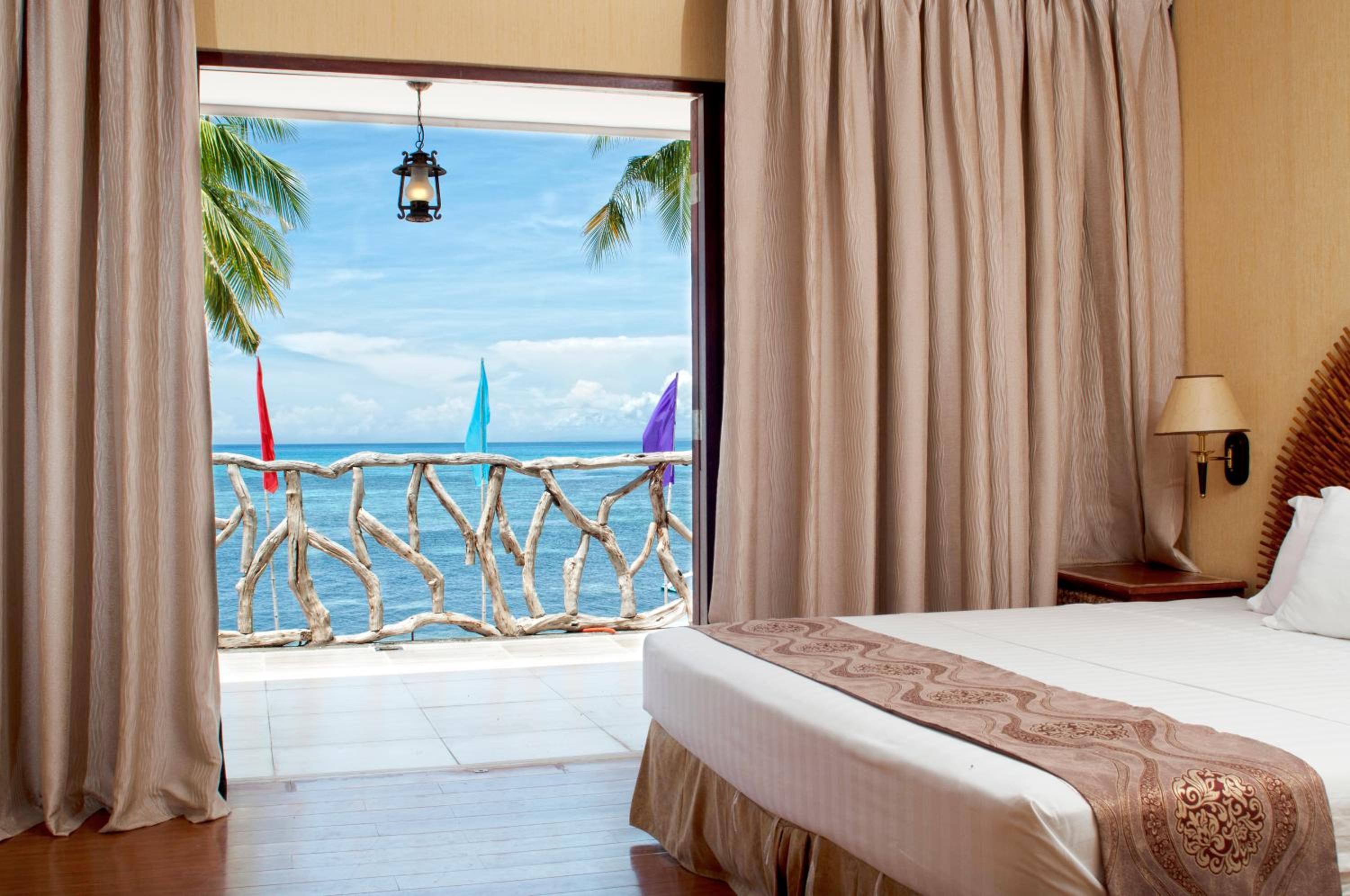 Studio with Ocean View - Photo 4