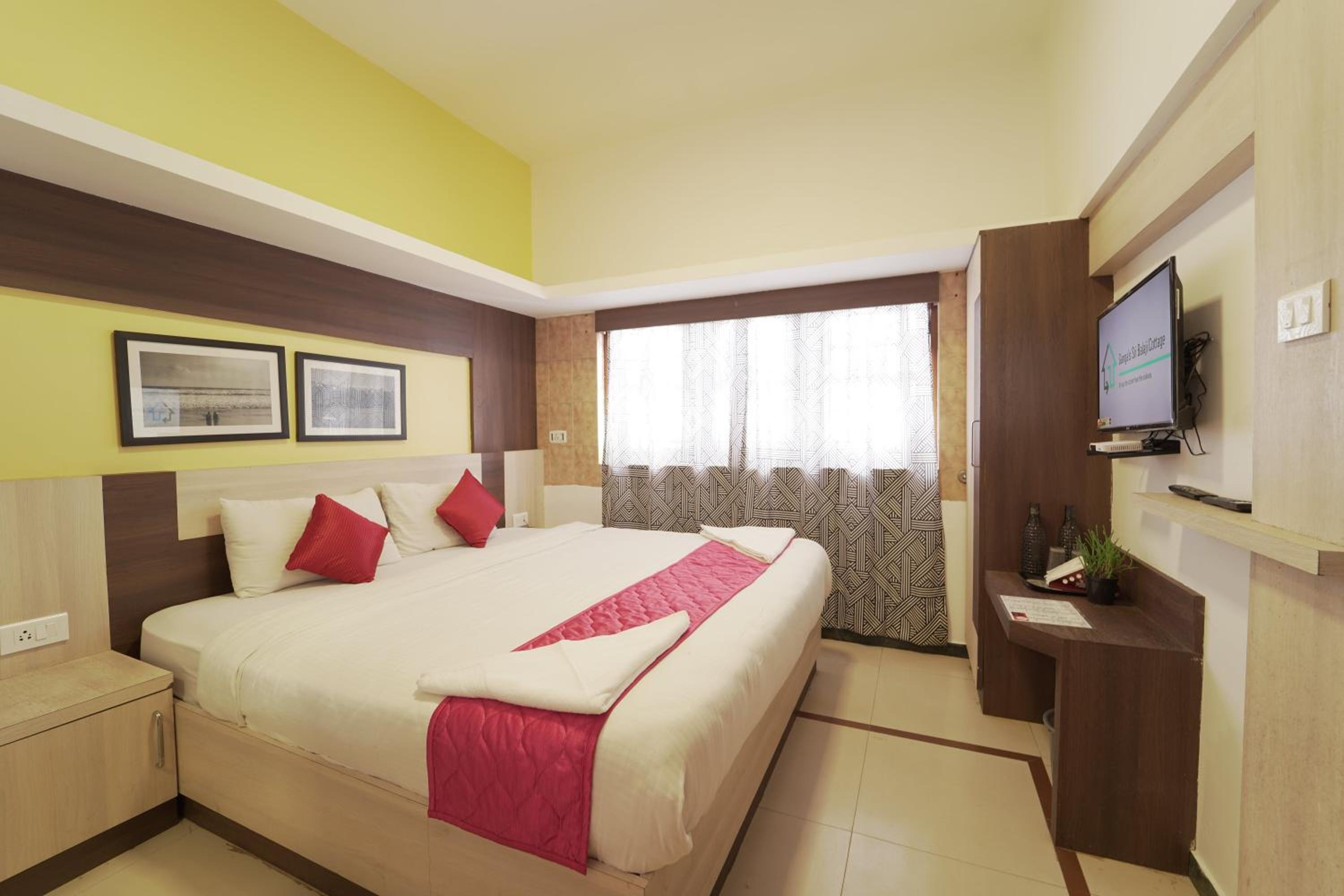 Two-Bedroom Apartment - Photo 9