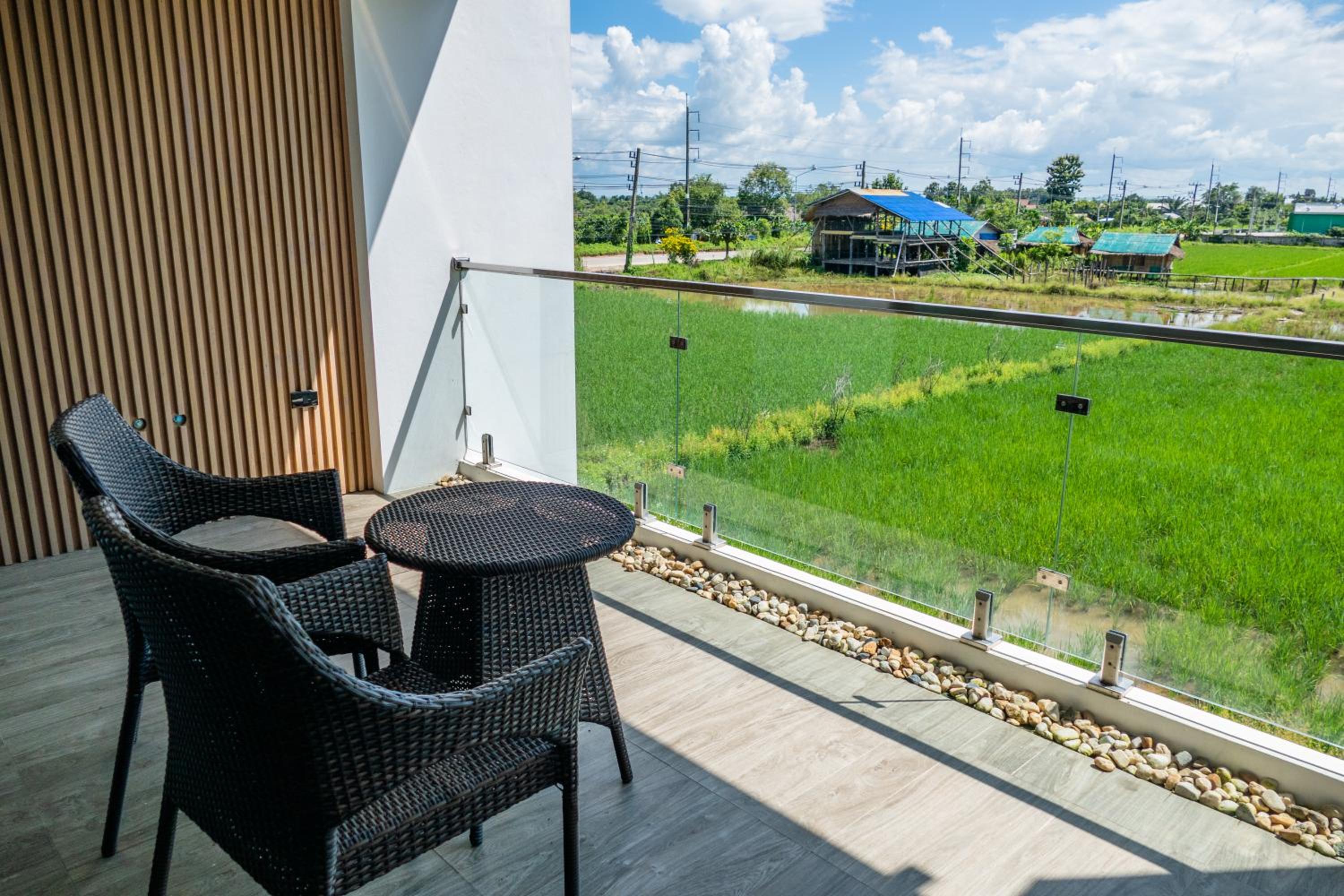 Triple Room with Balcony - Photo 6