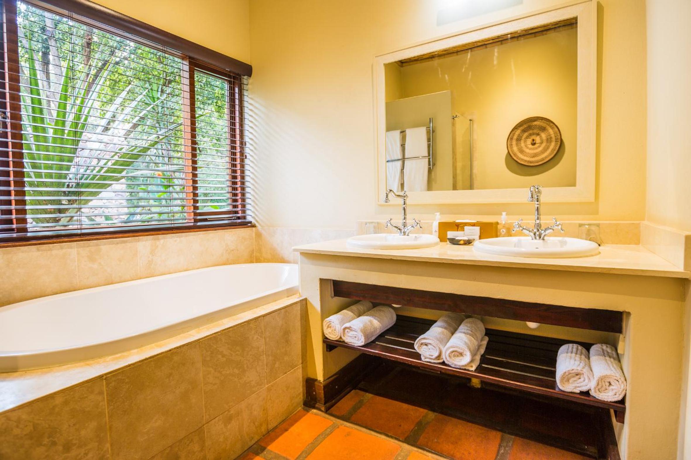 Double Room - Photo 2