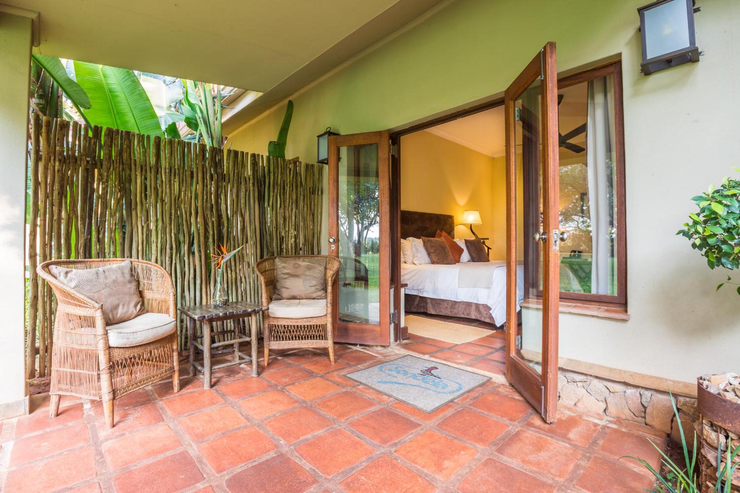 Large Double Room - Photo 3