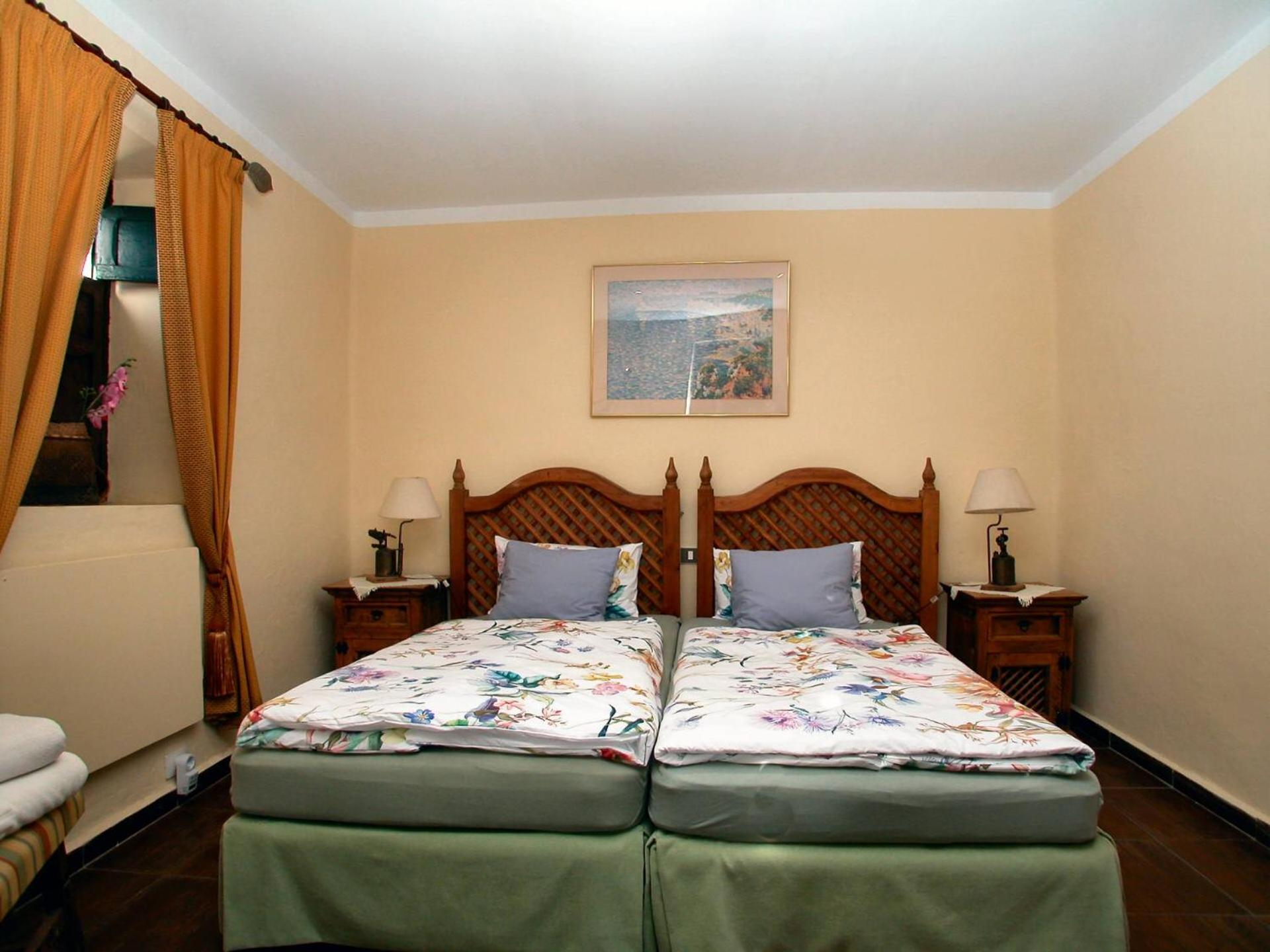 Casa de tres habitaciones