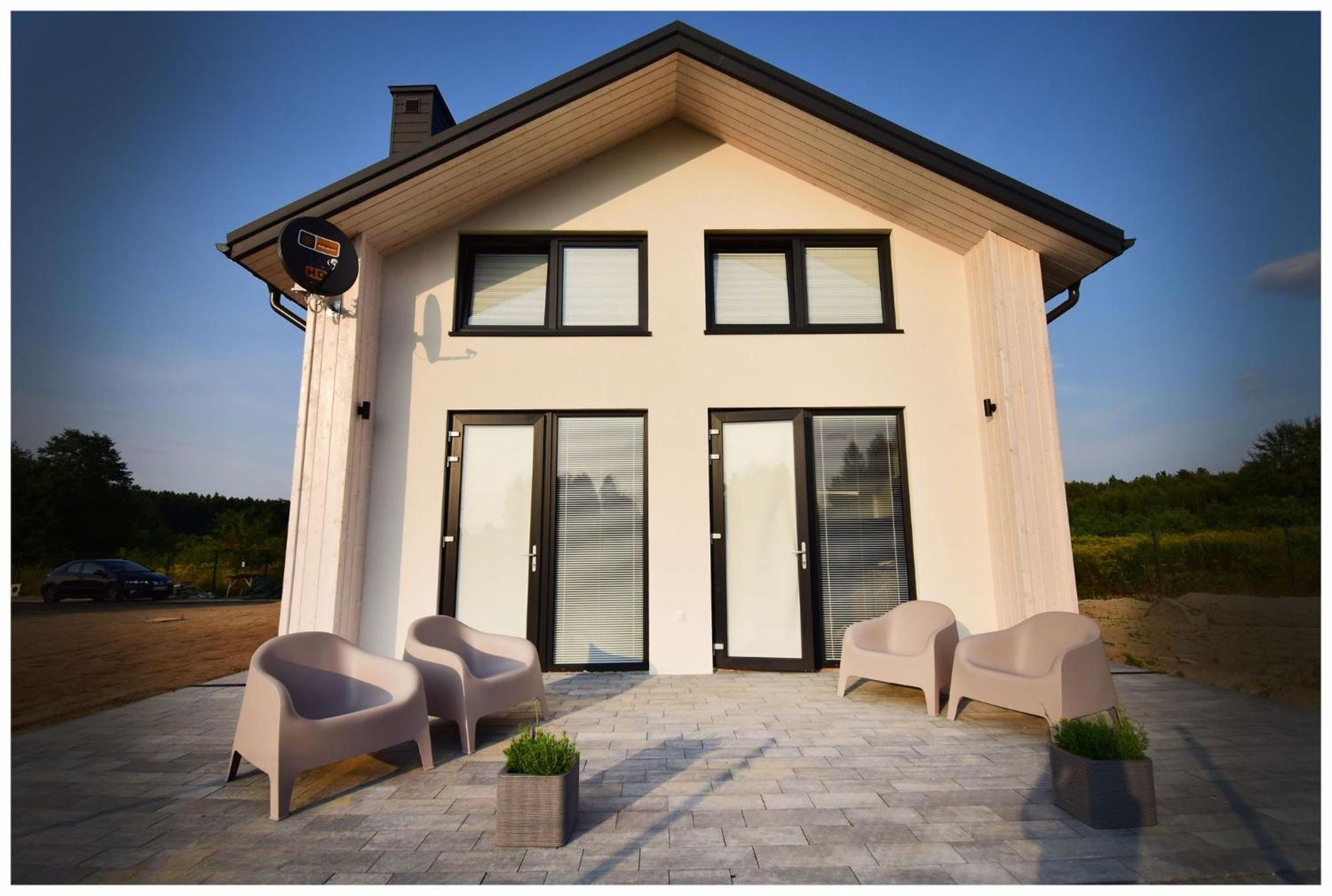Three-Bedroom House photo 1