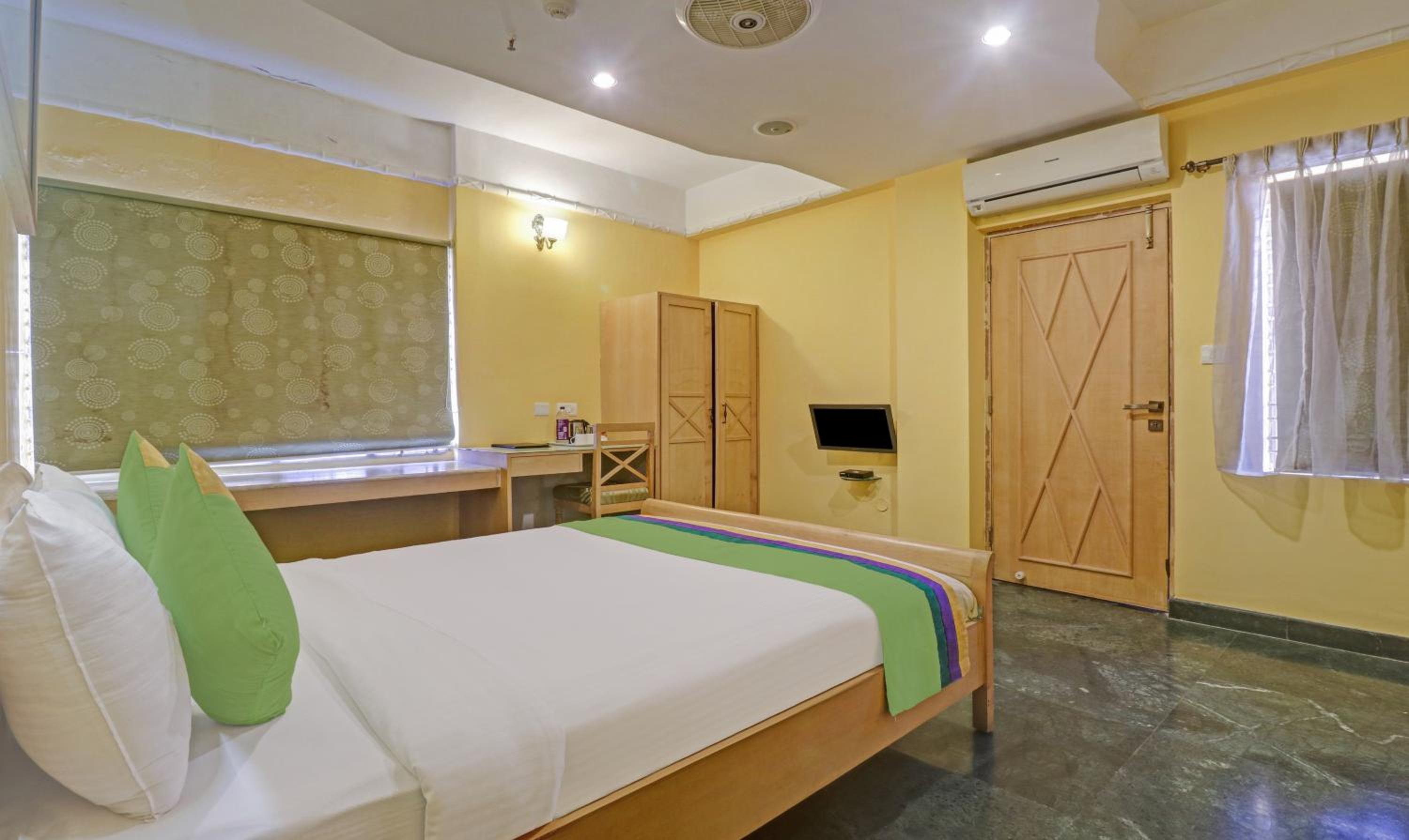Spacious Premium Room photo 2