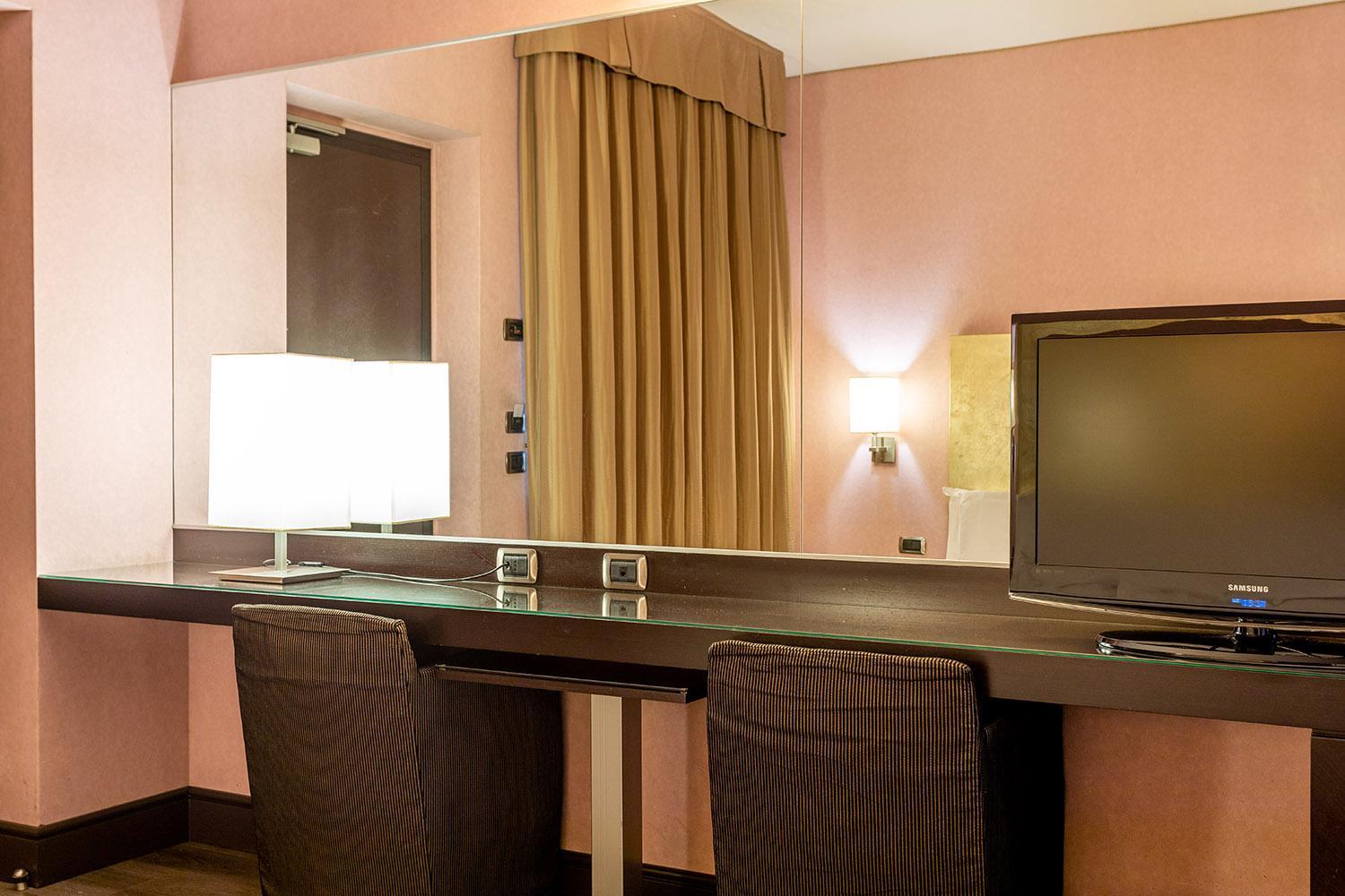 Superior Double Room - Photo 8