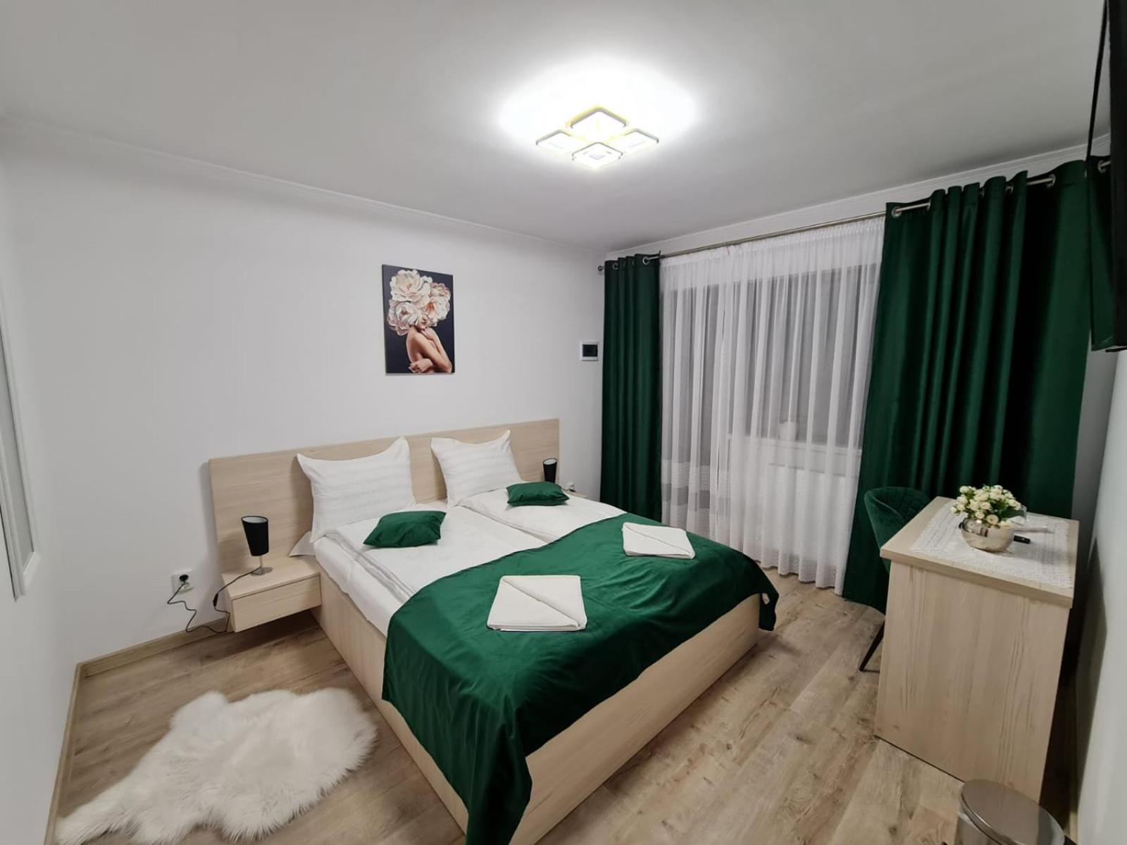 Double Room with Private Bathroom photo 2