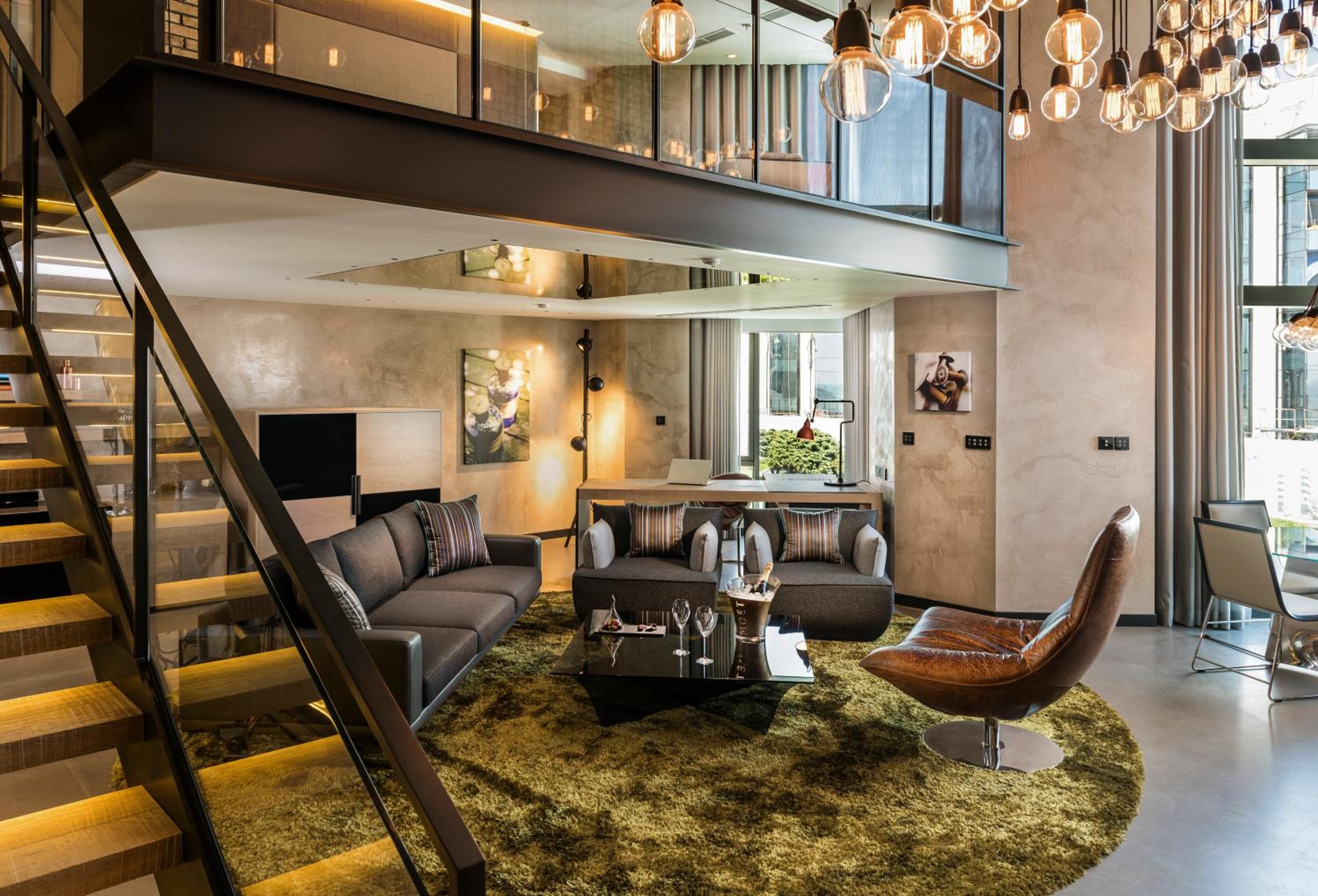 Signature Two Bedroom Loft