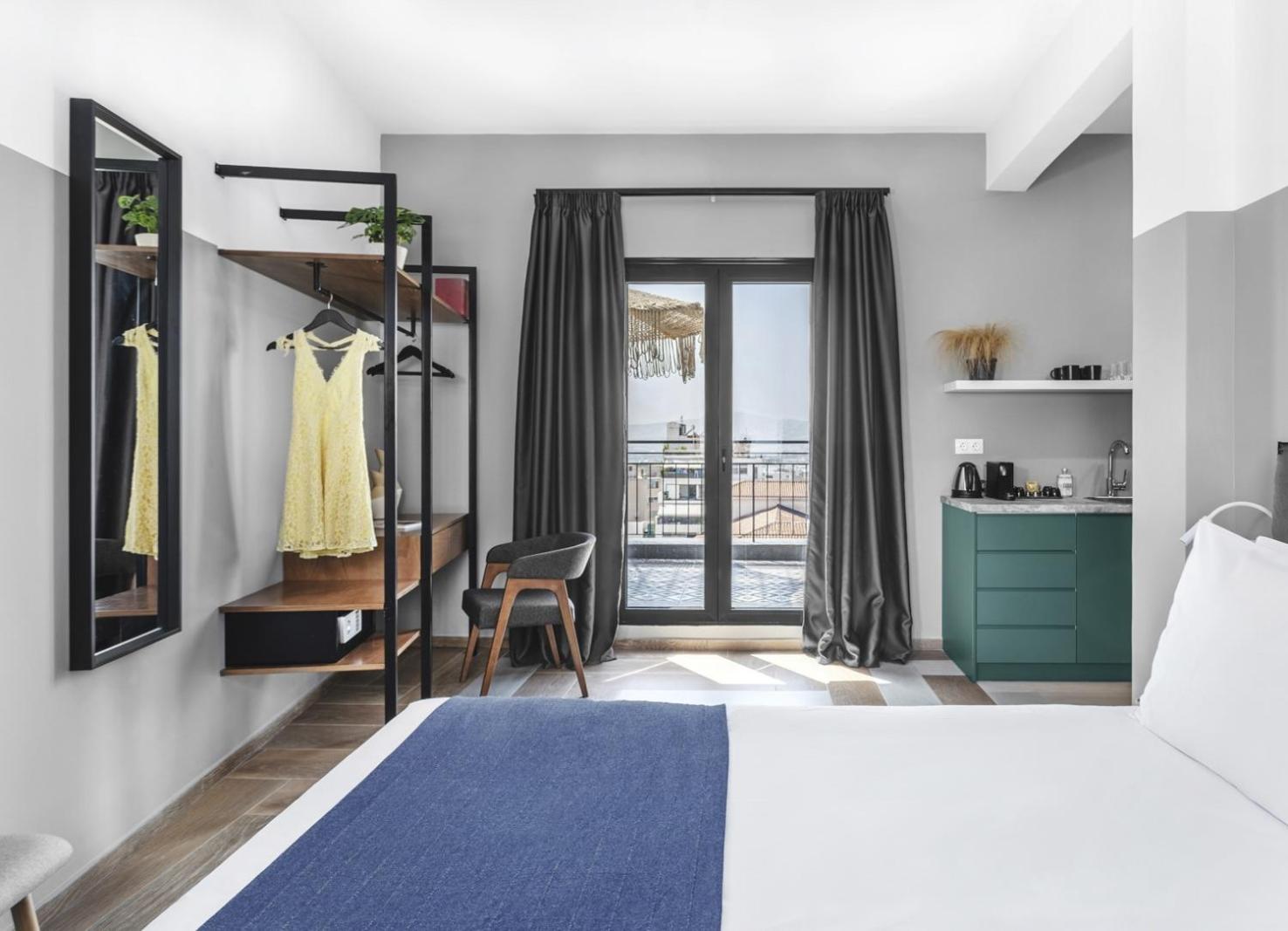 Deluxe Double Room with Terrace and Acropolis View photo 1