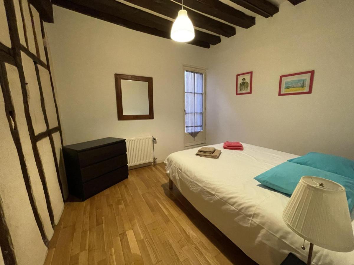 One-Bedroom Apartment - Photo 10