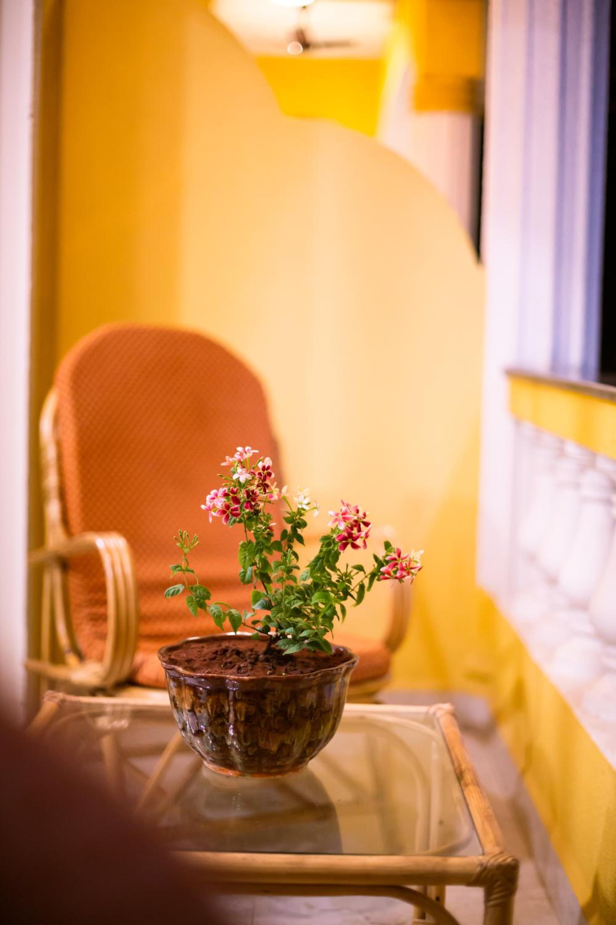 Queen Room with Balcony photo 2