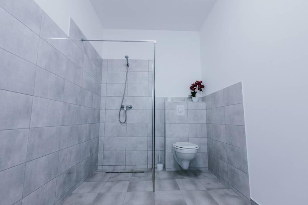 Apartment - Photo 35