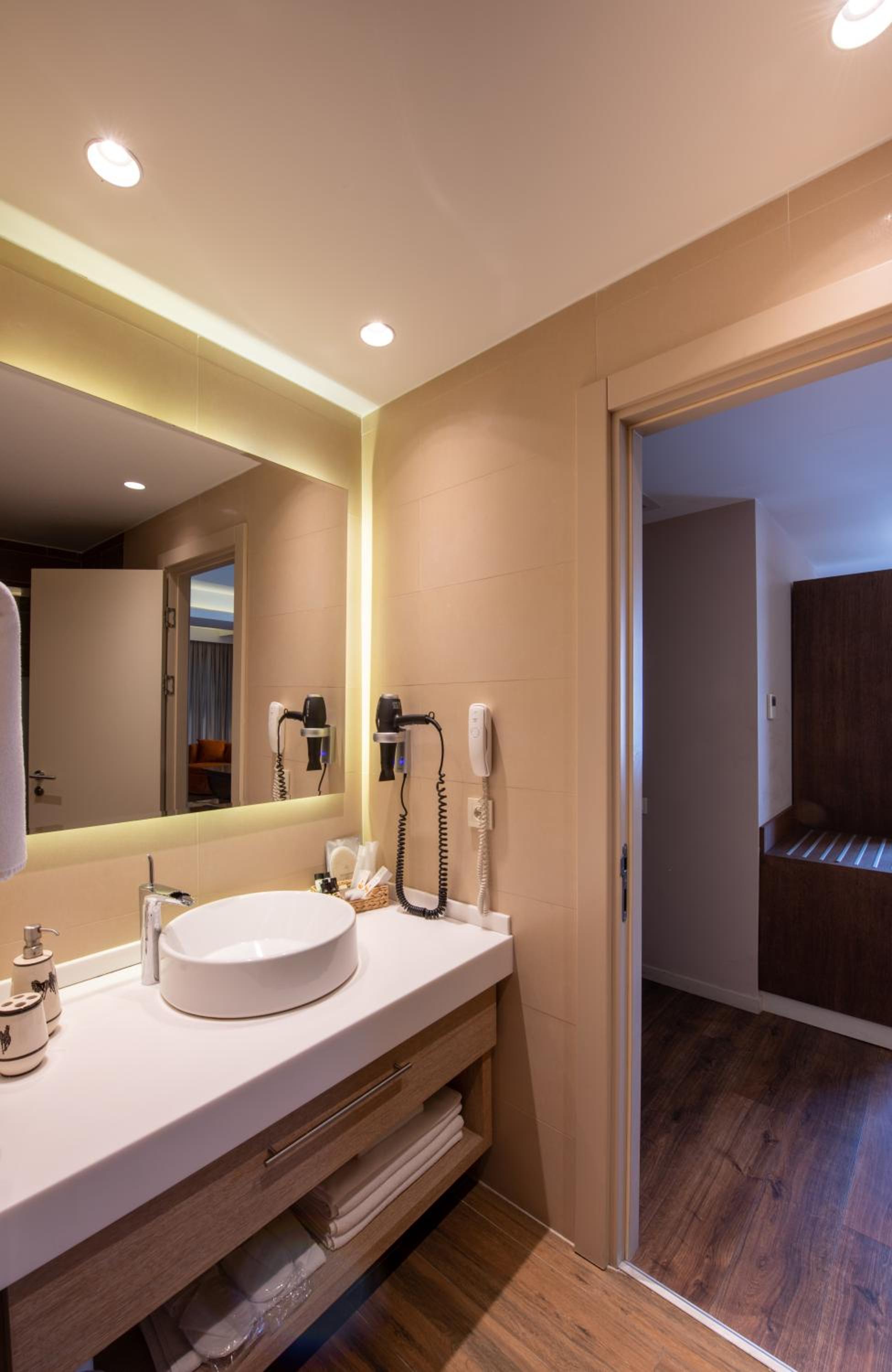 King Room with Sea View photo 2