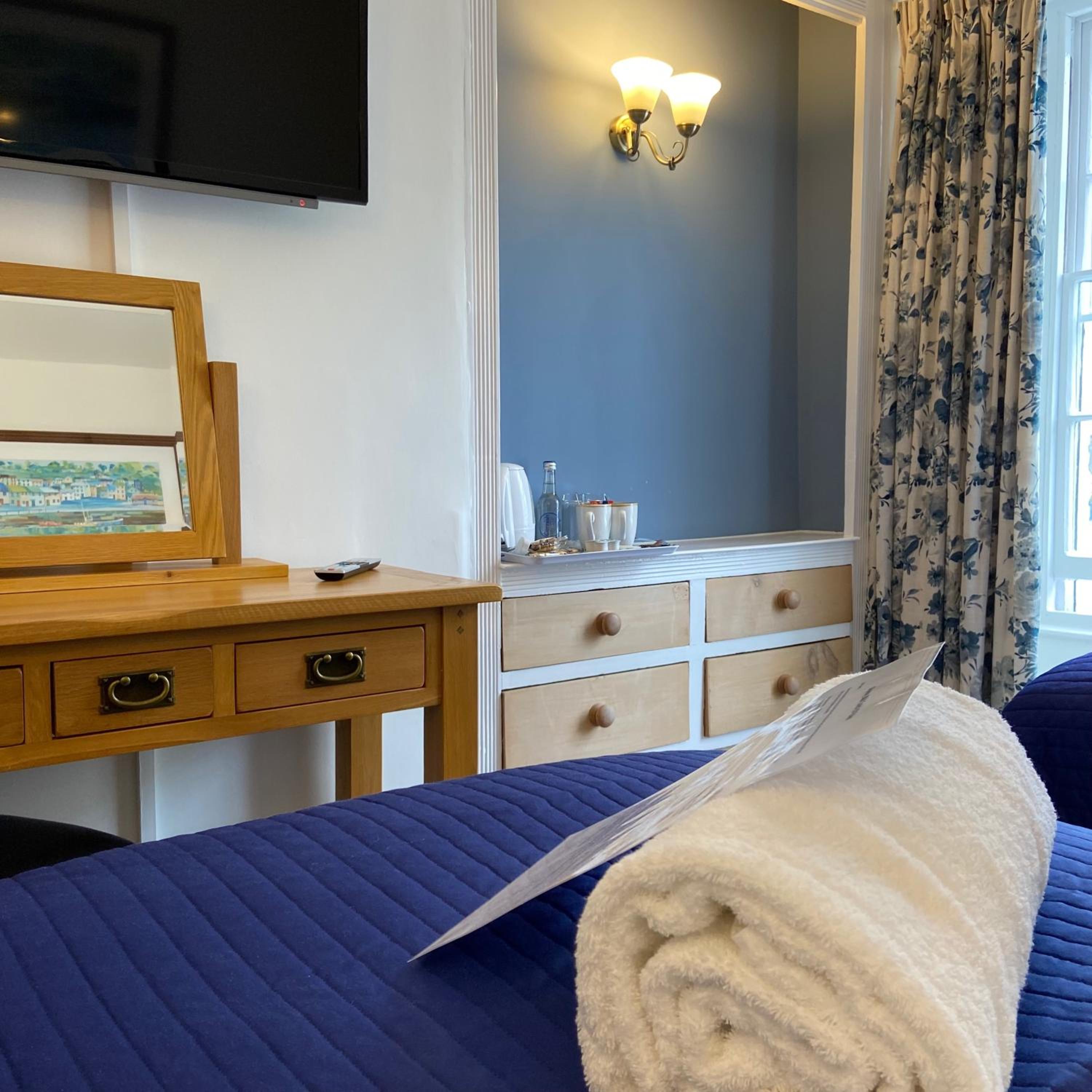 Standard Twin Room photo 2