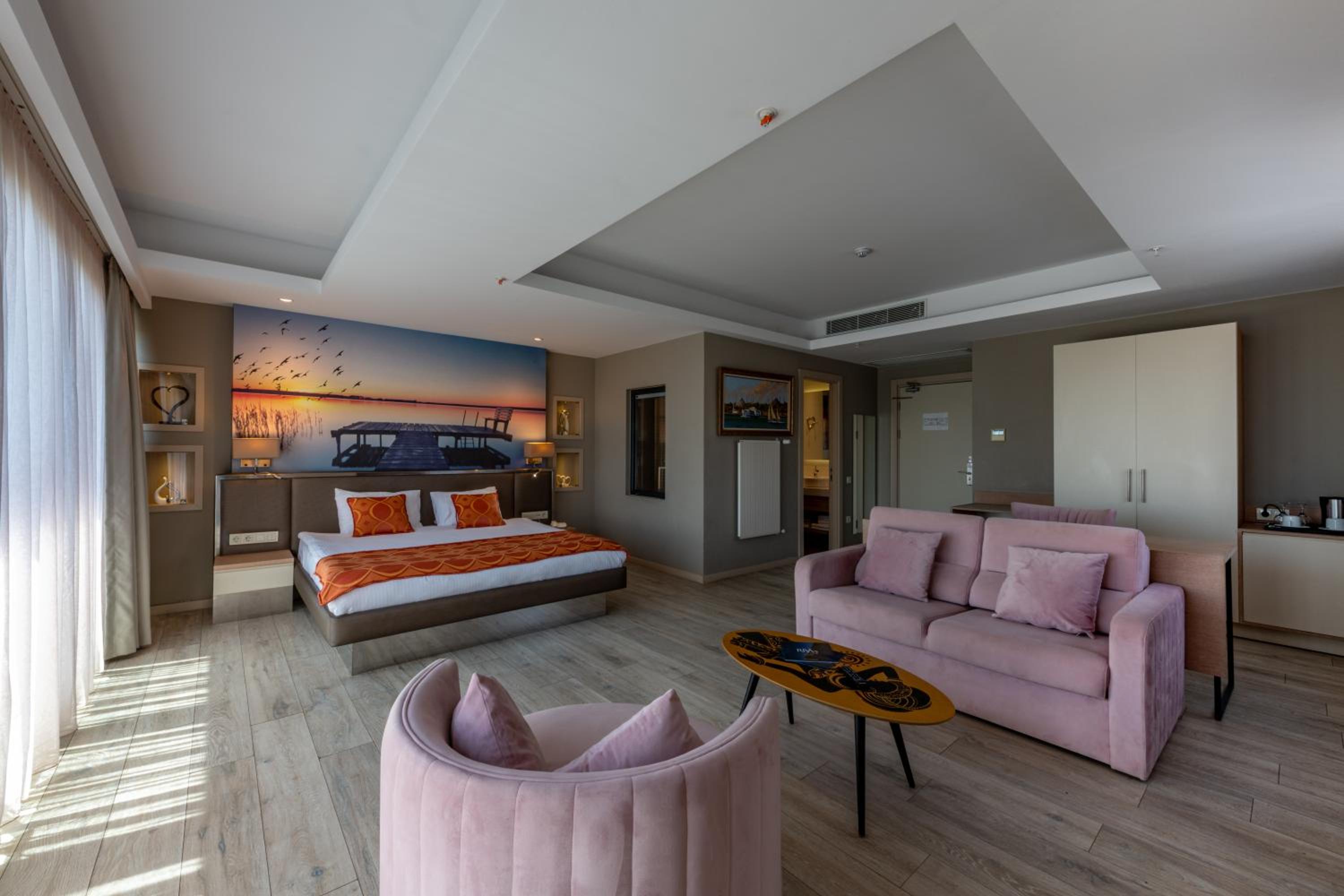 King Room with Sea View photo 3