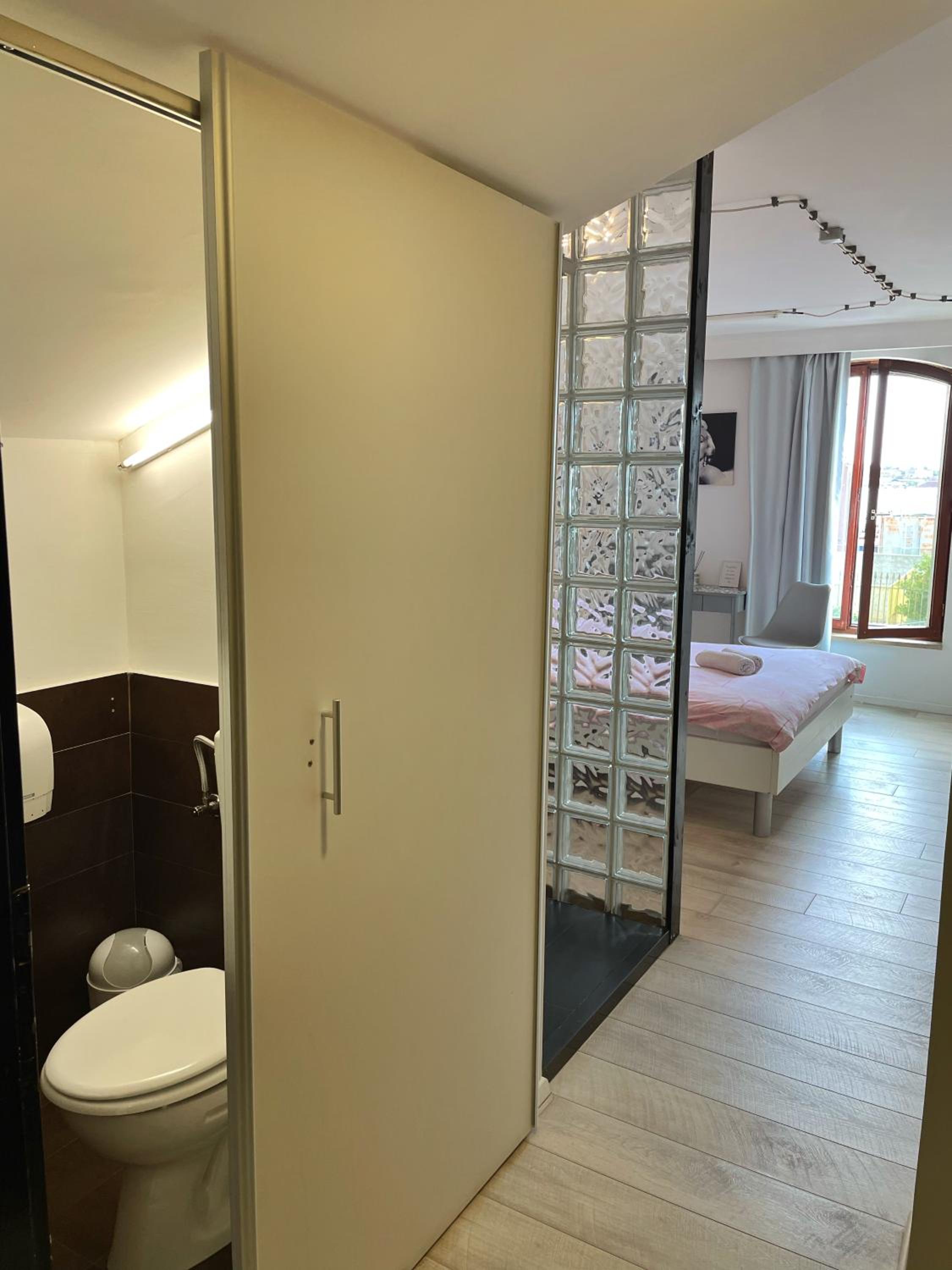 Double Room with Sea View - Photo 6