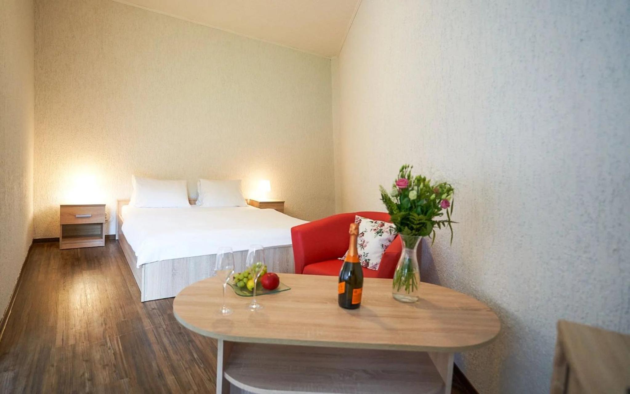 Standard Triple Room photo 2