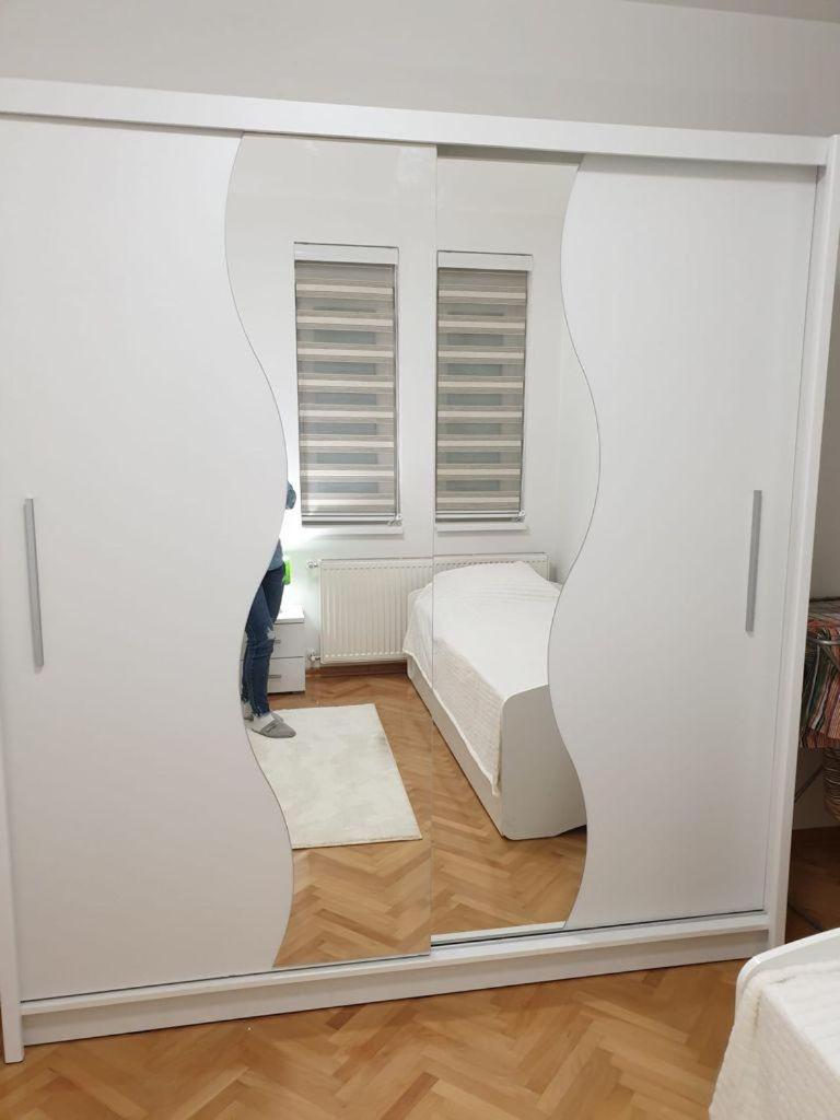 Two-Bedroom Apartment - Photo 24