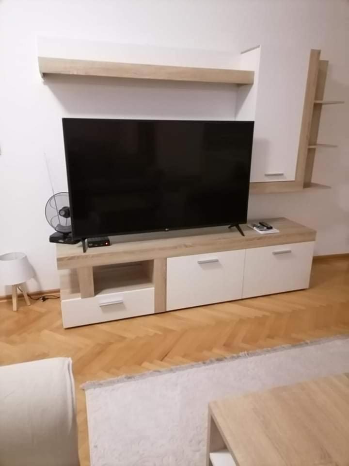 Two-Bedroom Apartment - Photo 19