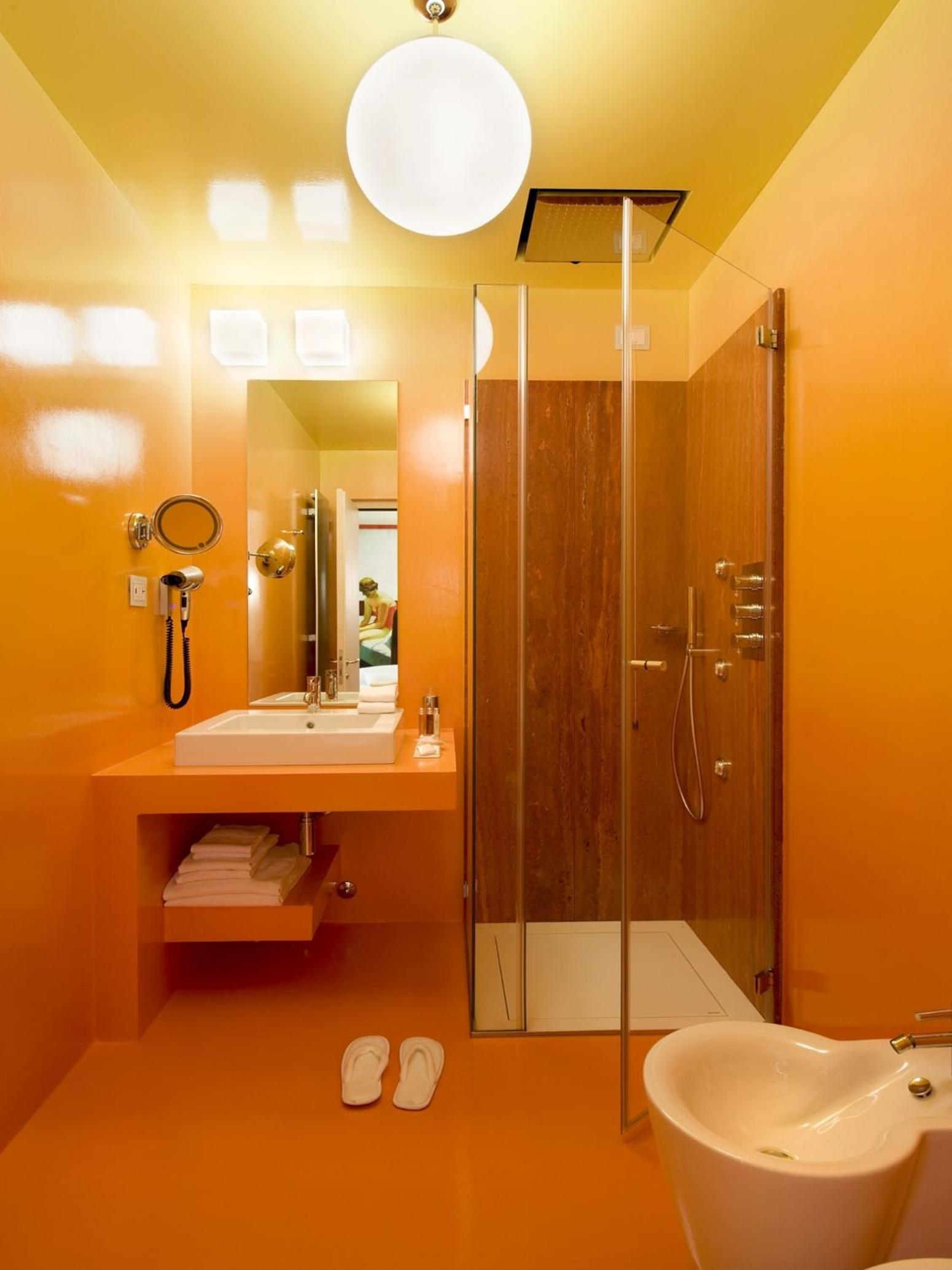 Standard Double or Twin Room - Photo 6