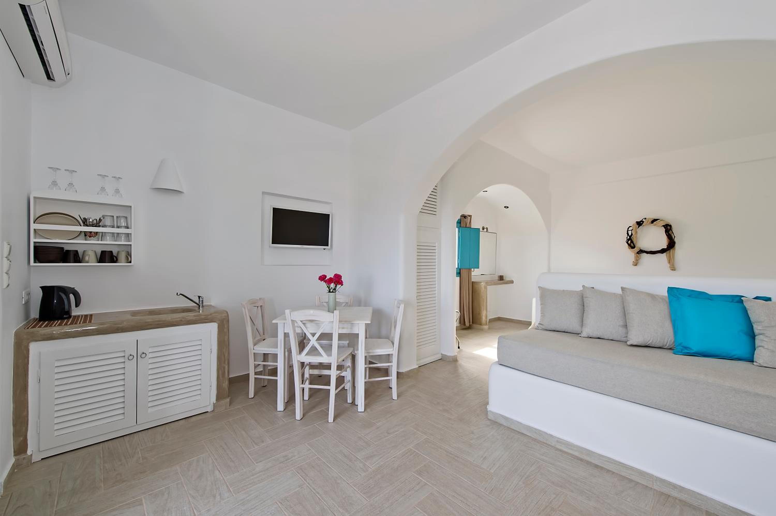 Family Suite - Photo 6