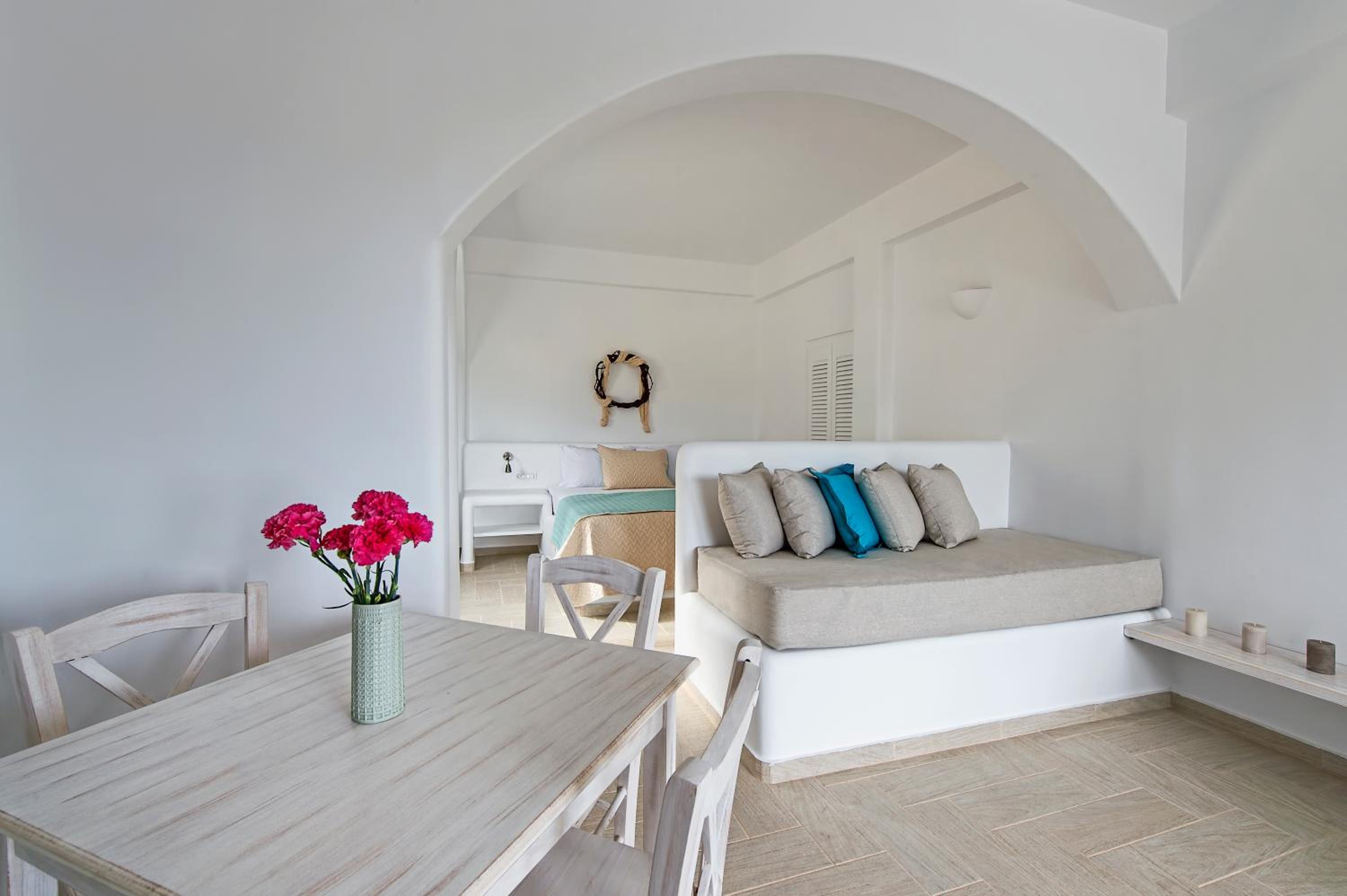 Family Suite - Photo 9