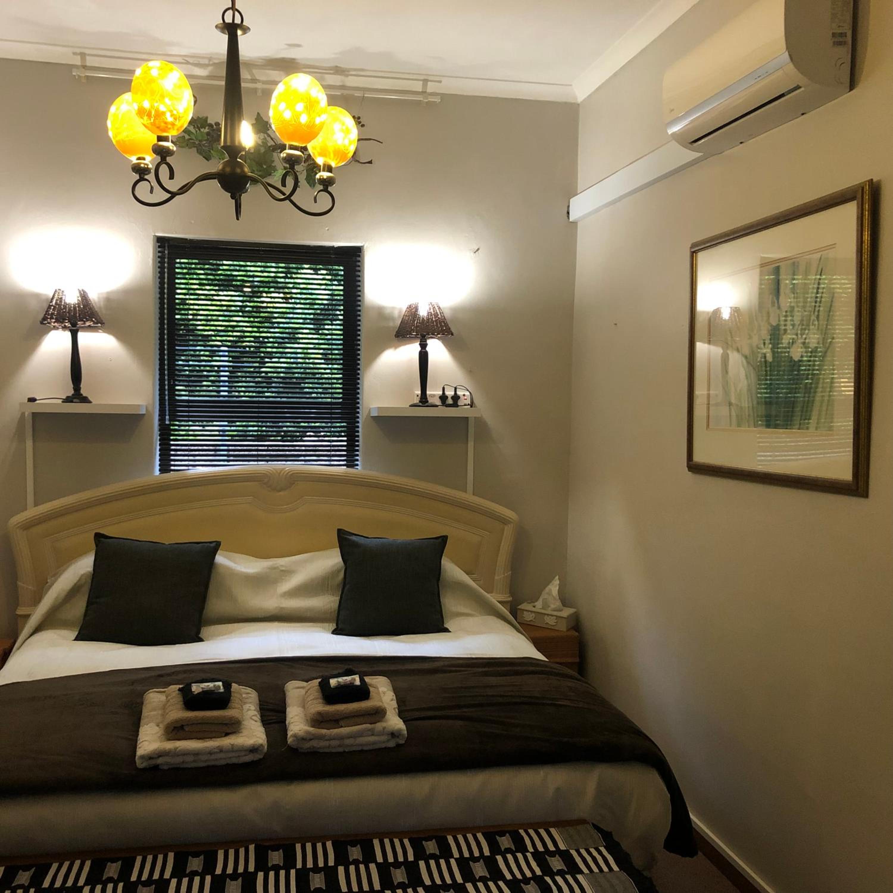 Suite - Photo 40