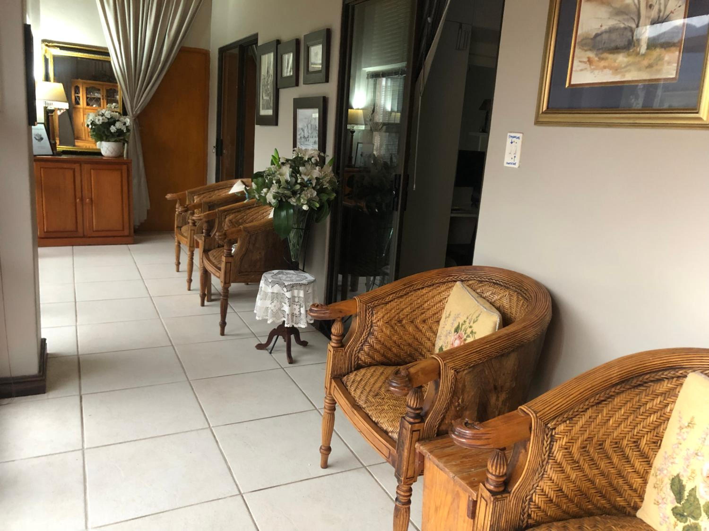 Suite - Photo 44
