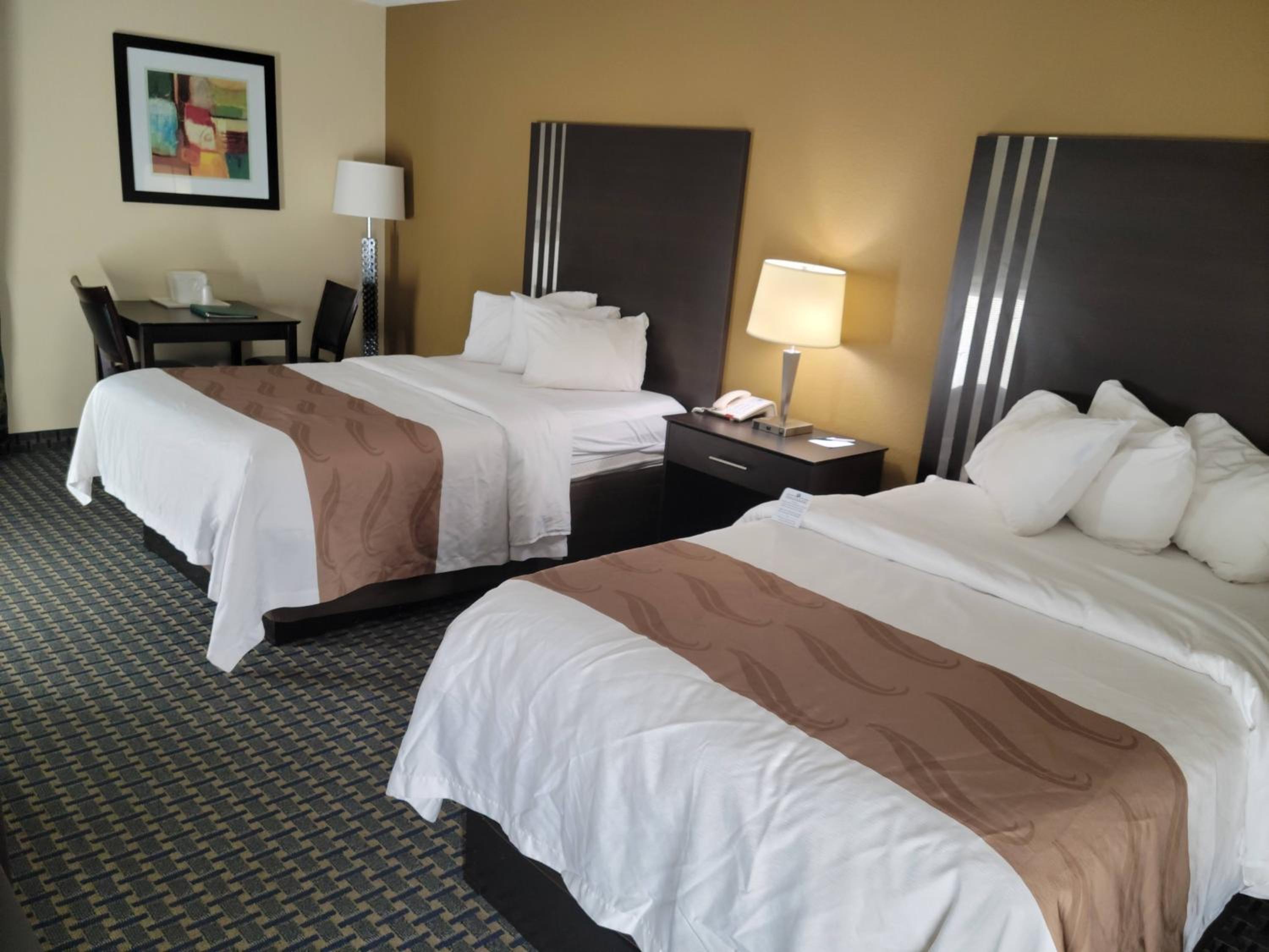 Double Room with Two Double Beds - Non-Smoking - Photo 1