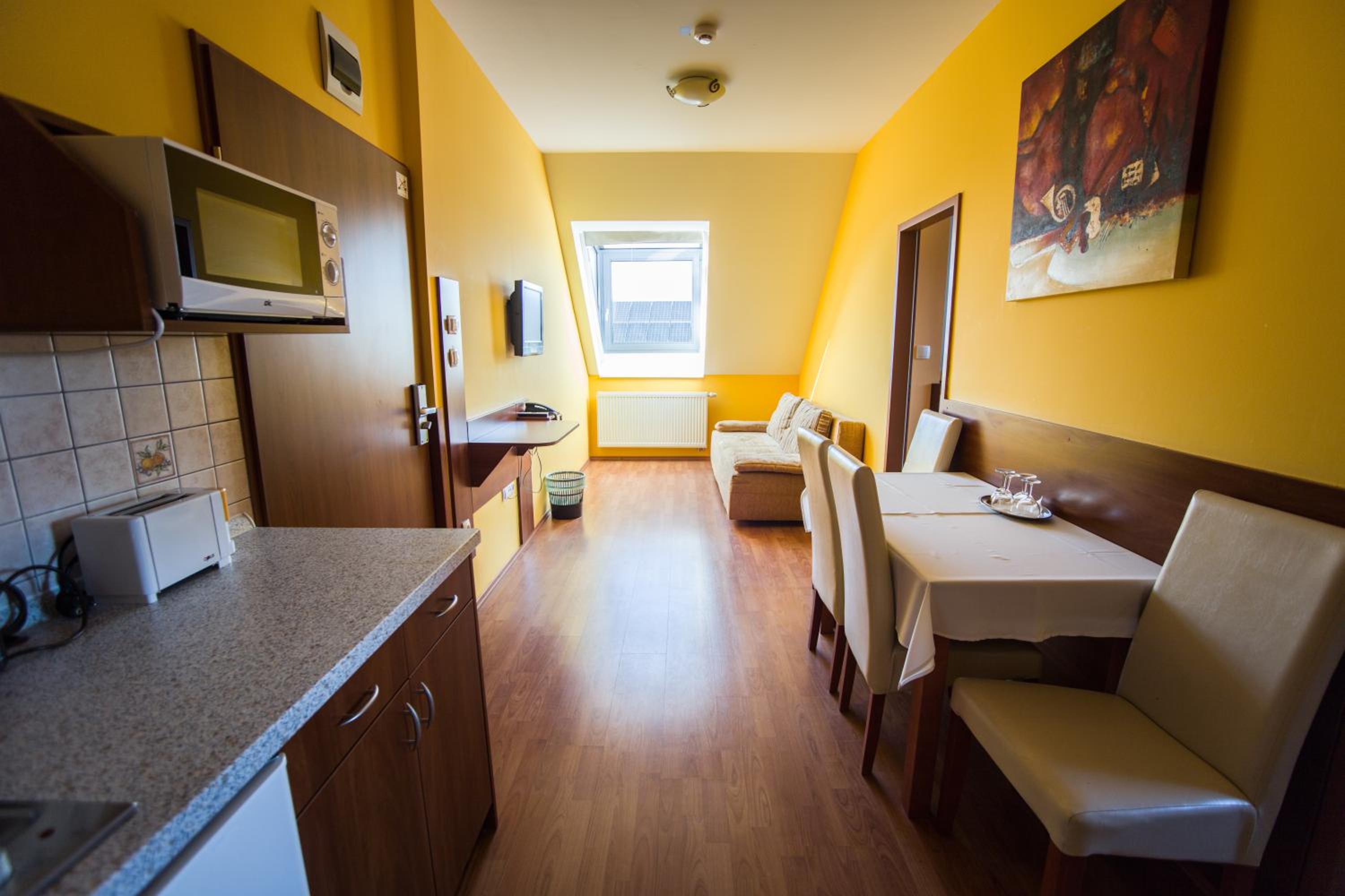 Deluxe Apartment - Photo 4