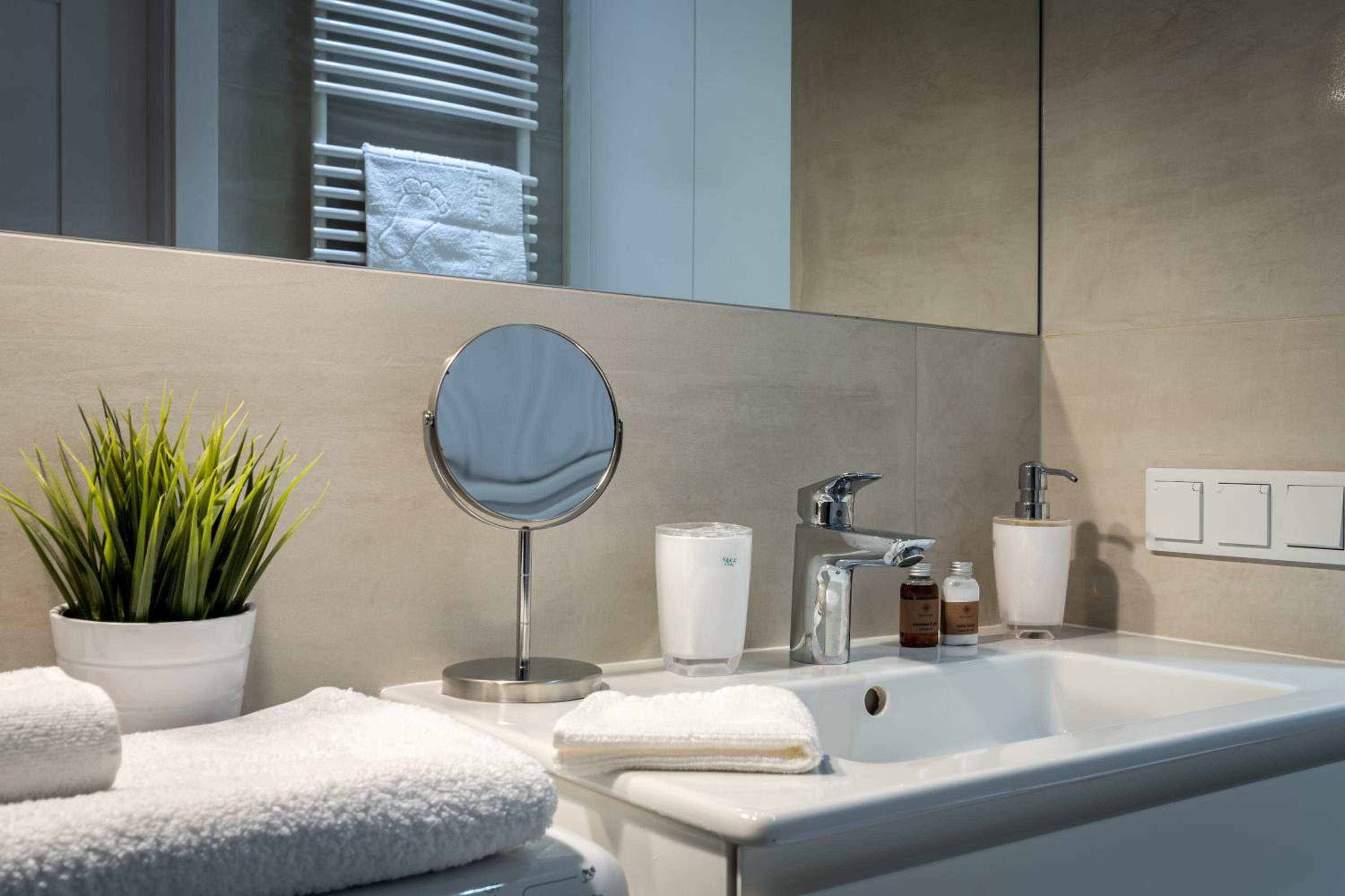 Superior Apartment - Photo 23