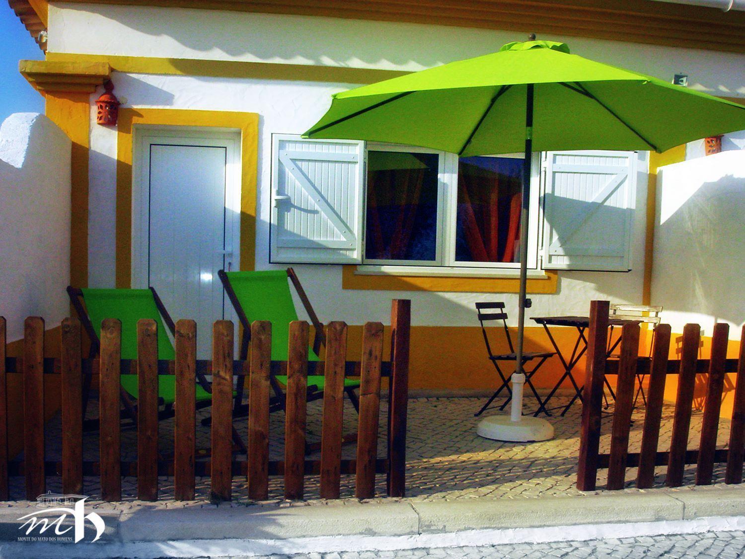Suite with Patio and Kitchen - Photo 3