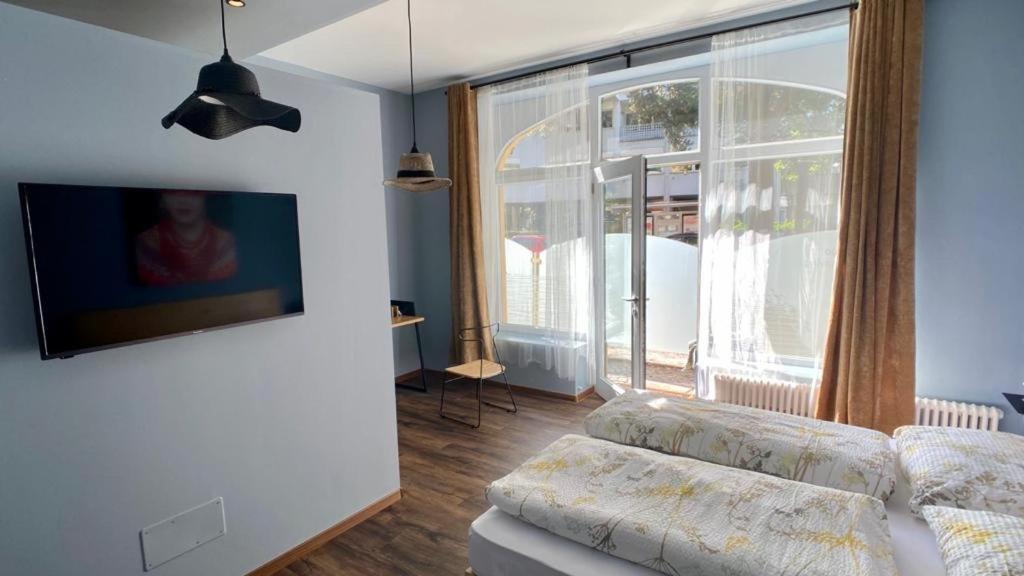 Double Room - Photo 7