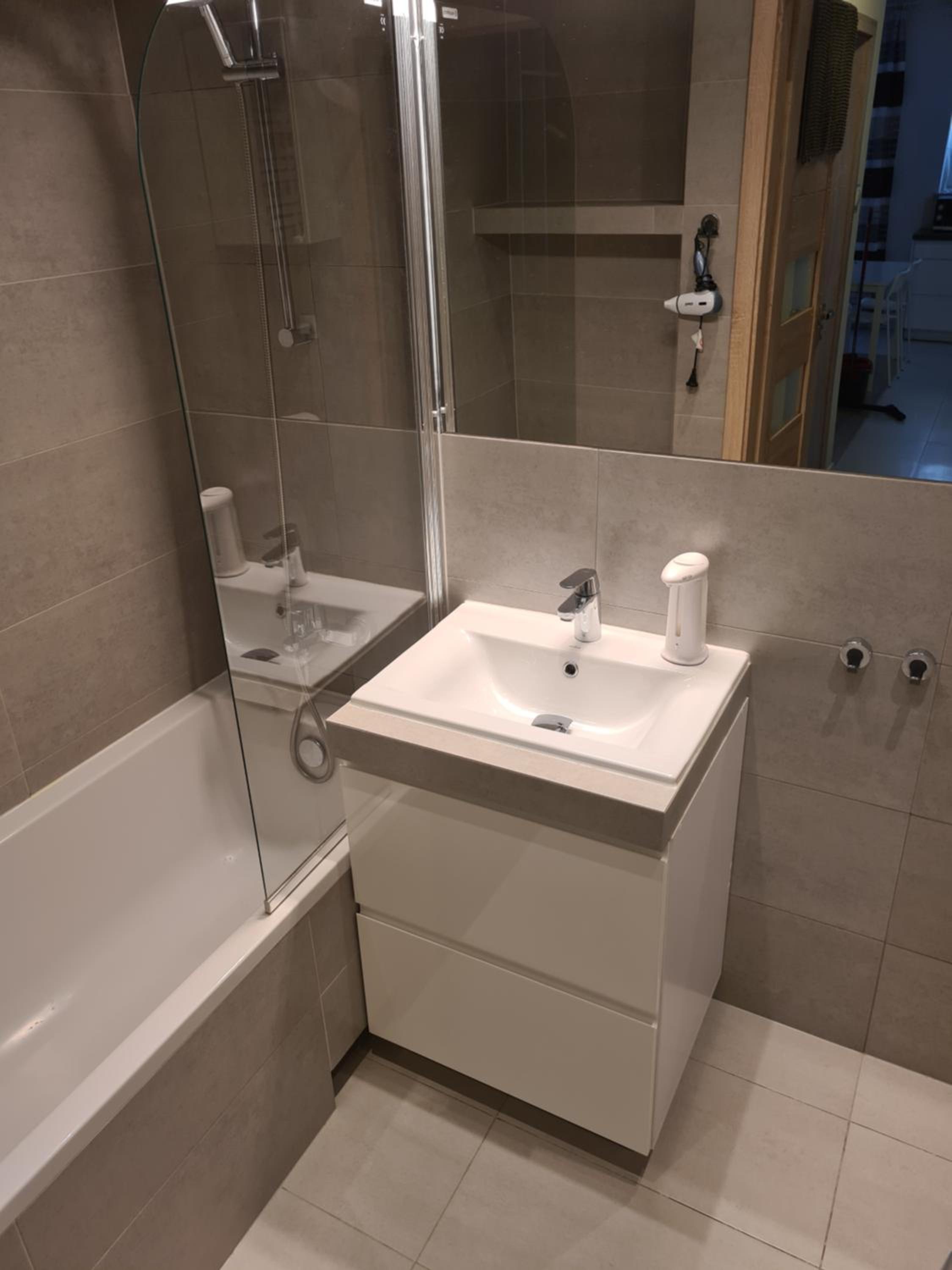 One-Bedroom Apartment - Photo 7