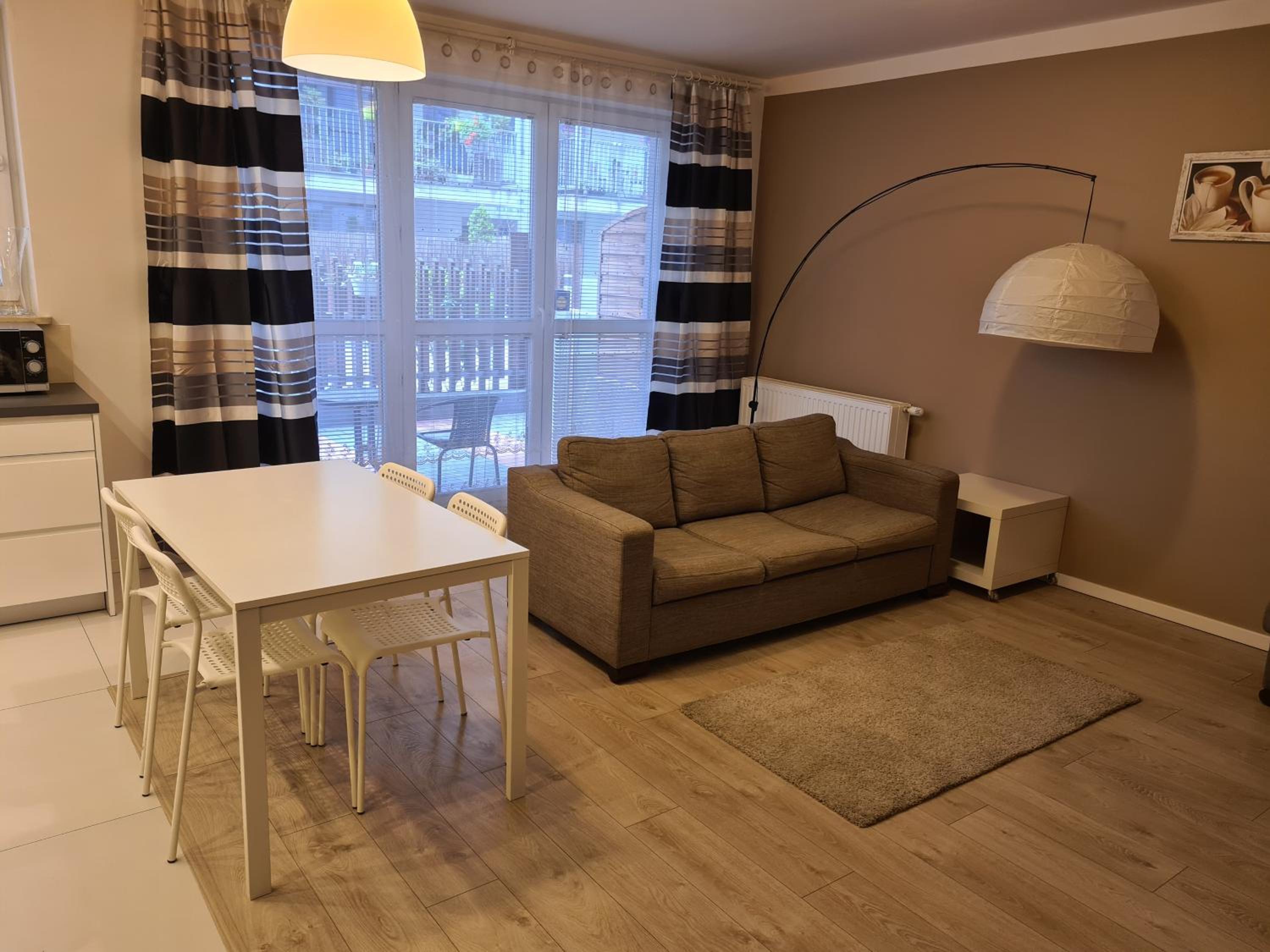 One-Bedroom Apartment - Photo 10