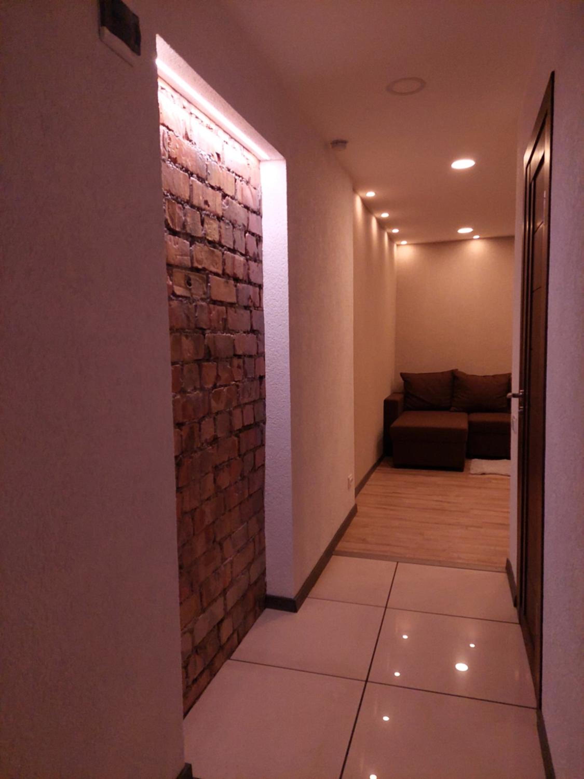 One-Bedroom Apartment - Photo 13