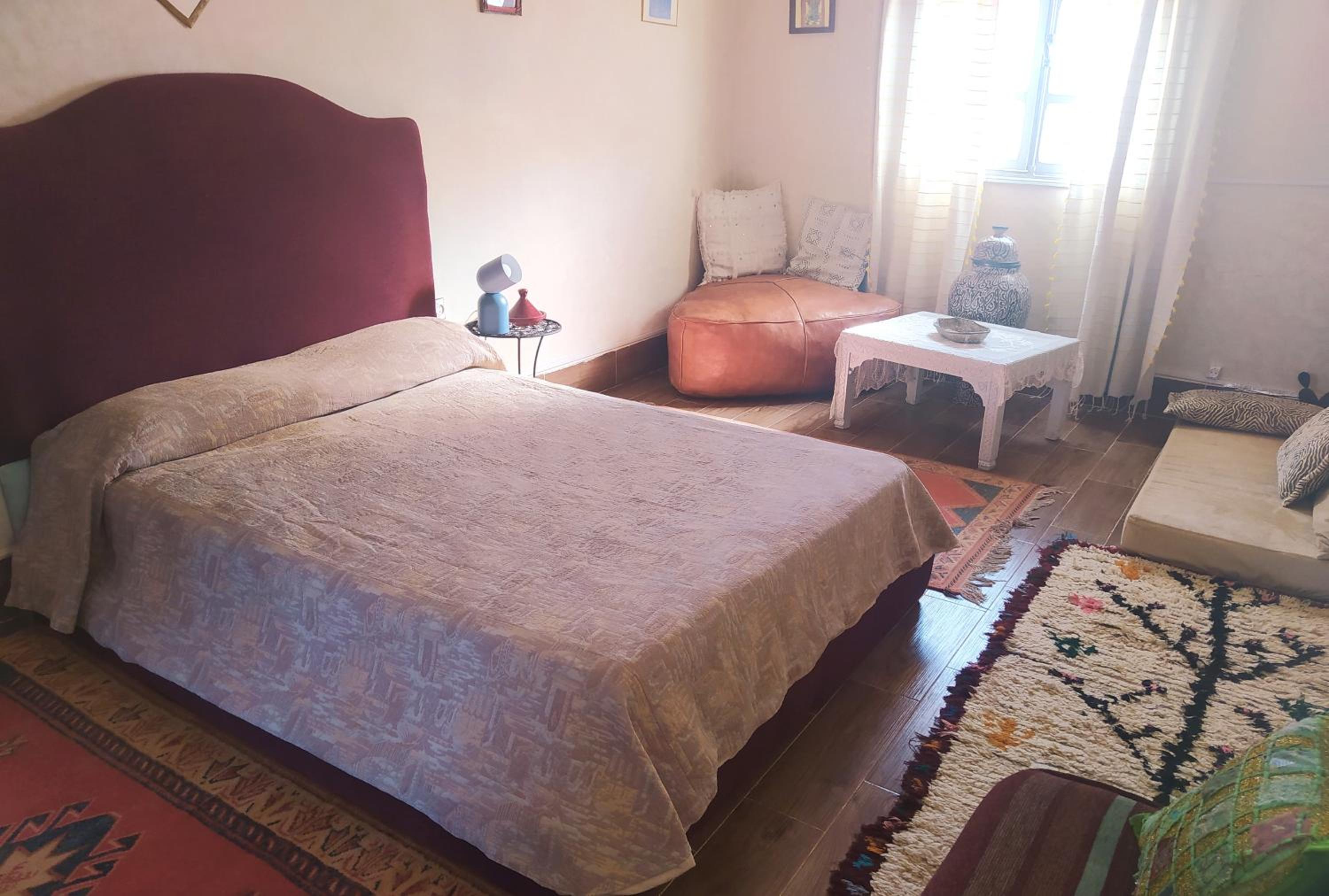 Large Double Room - Photo 7