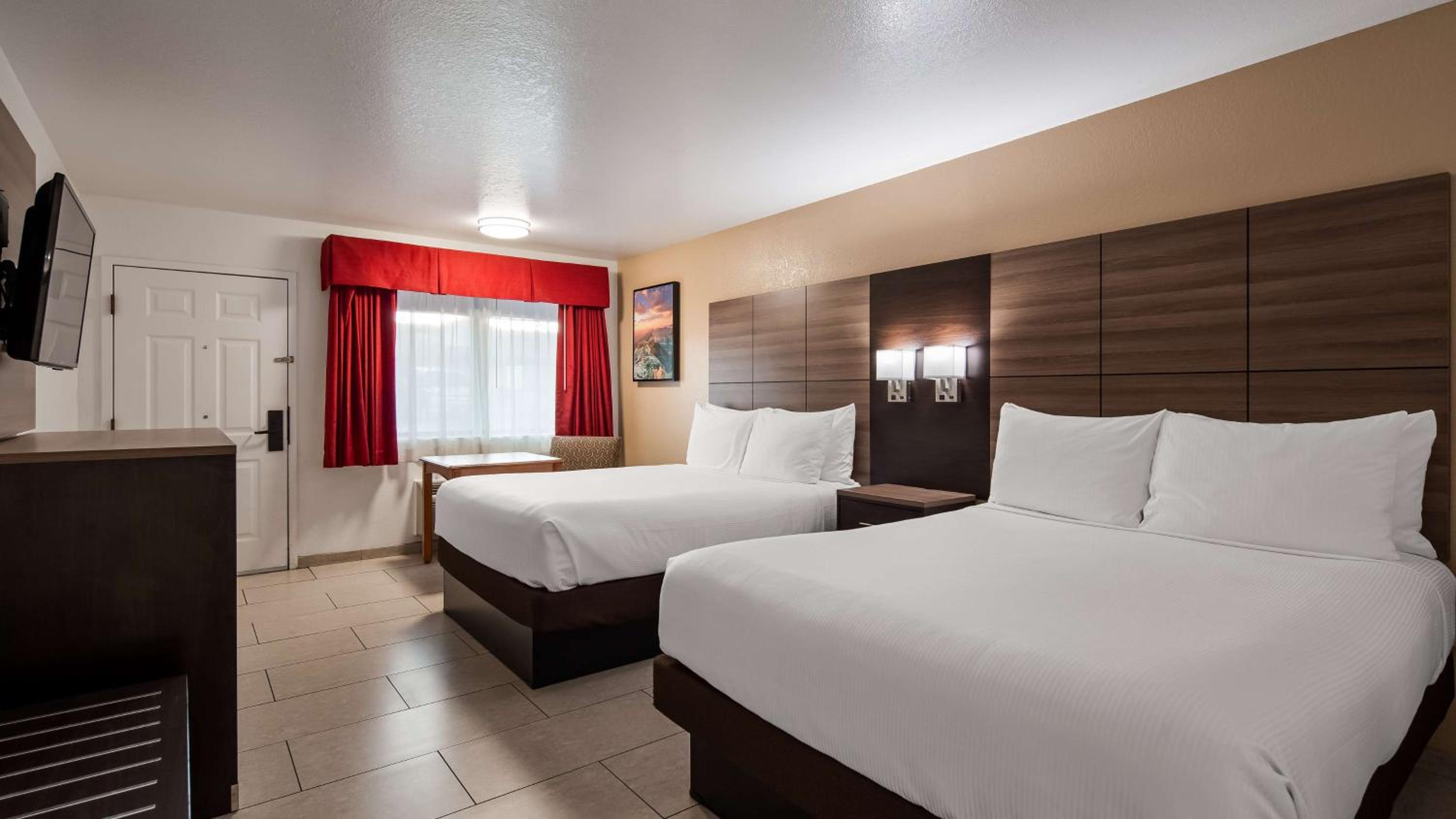 Queen Room with Two Queen Beds and Bath Tub - Disability Access/Non-Smoking  photo 1
