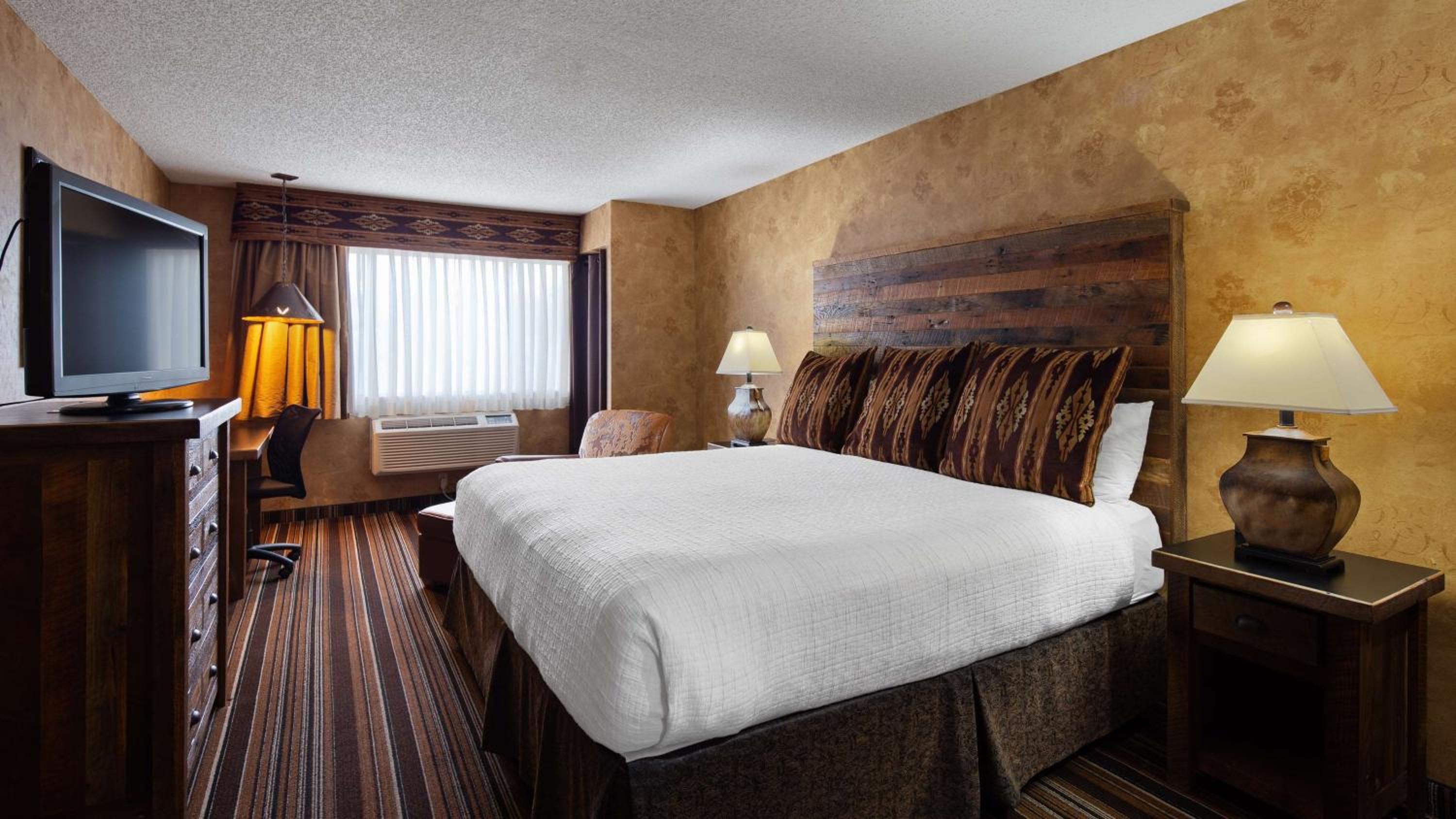 Queen Room - Non-Smoking - Photo 1