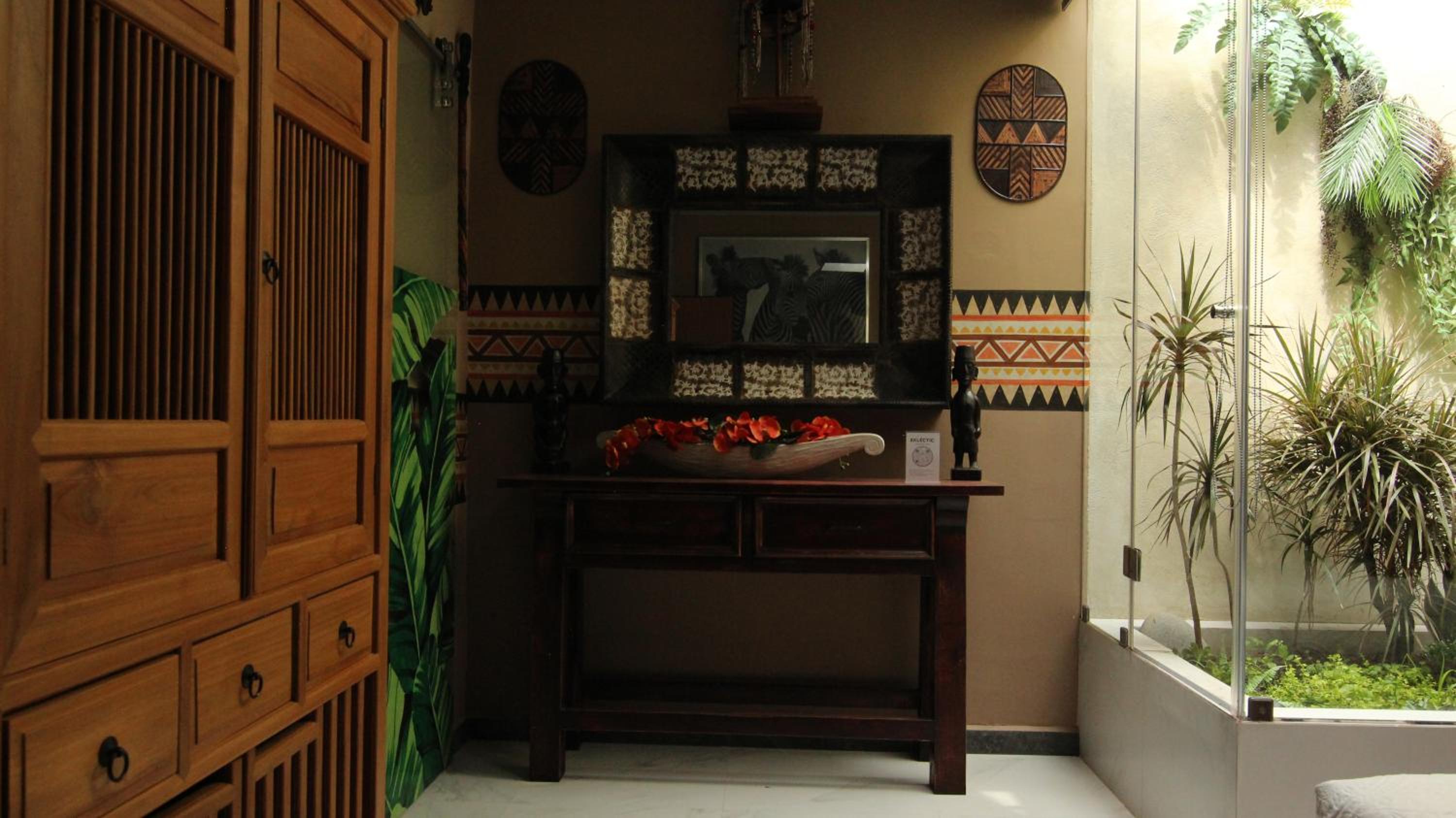 Deluxe King Suite - Photo 1