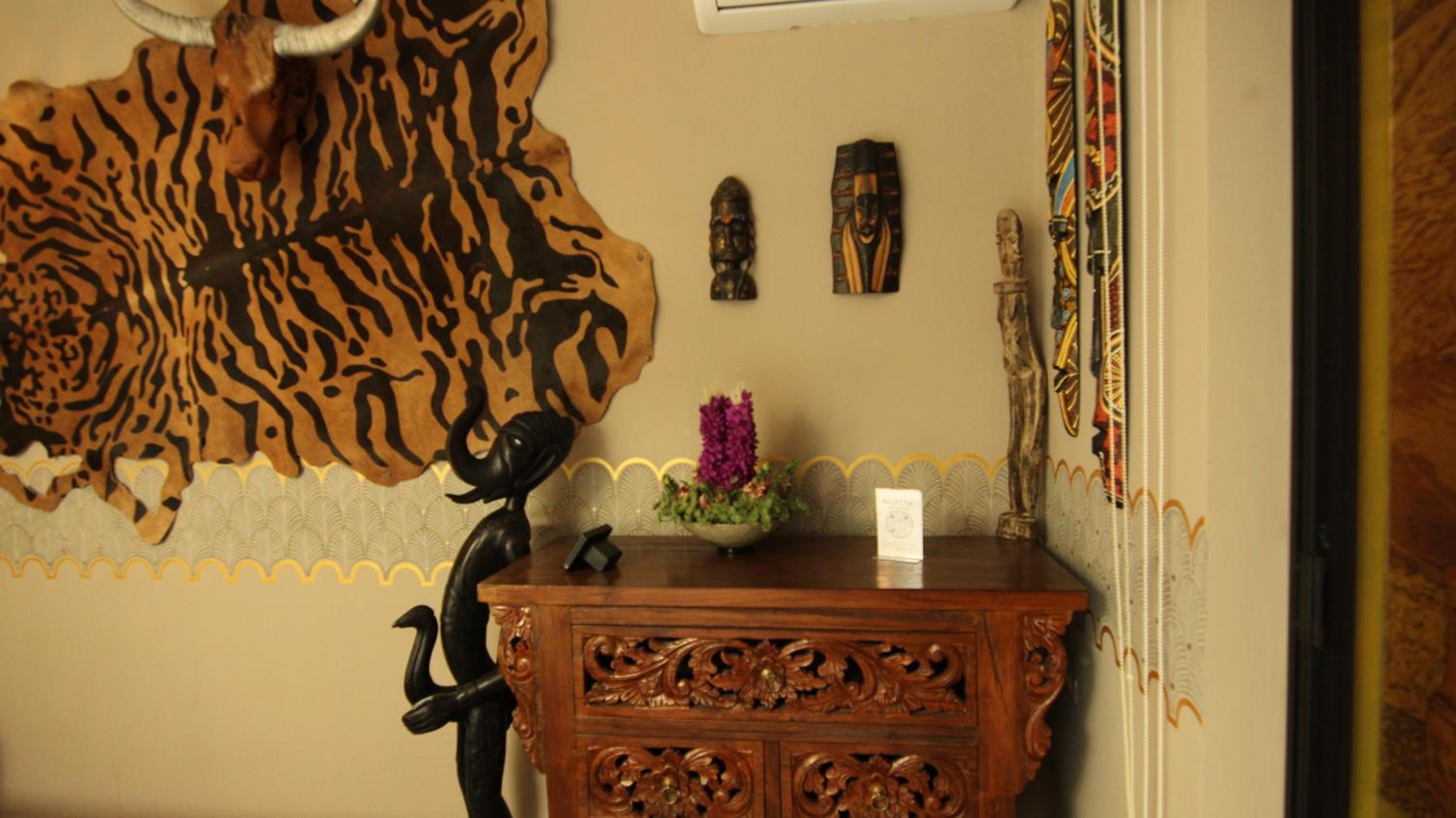 Superior King Suite - Photo 2