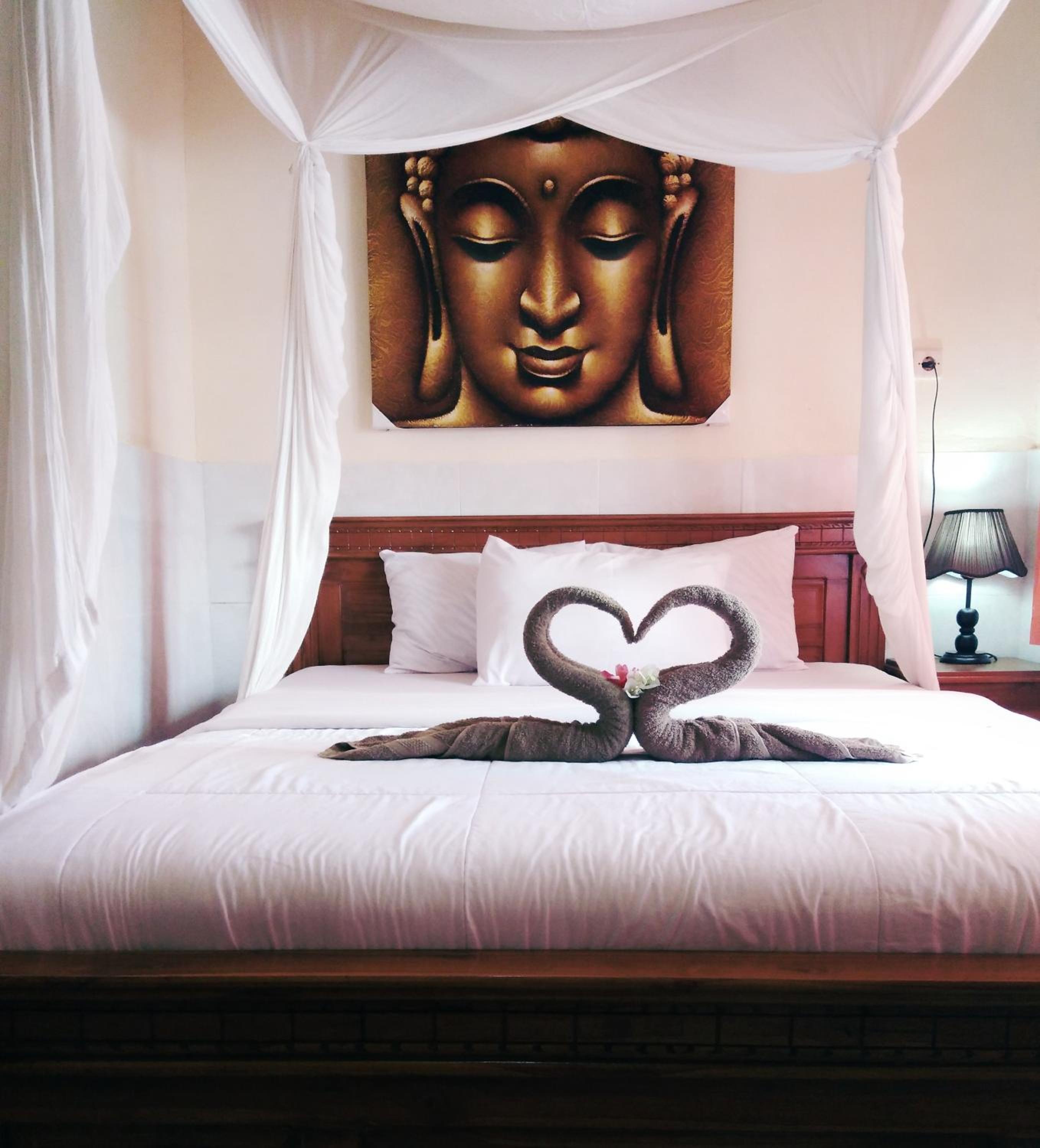 Double Room with Lake View - Photo 5