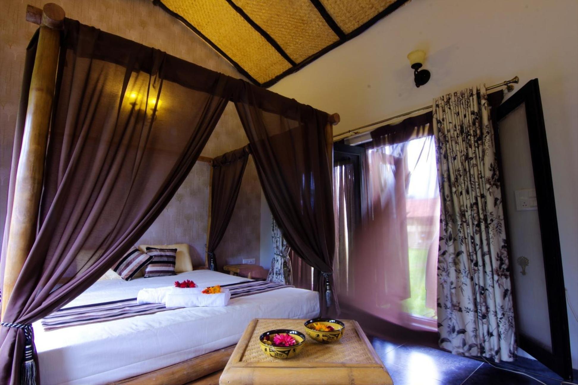 Premium Double Cottage - Photo 35