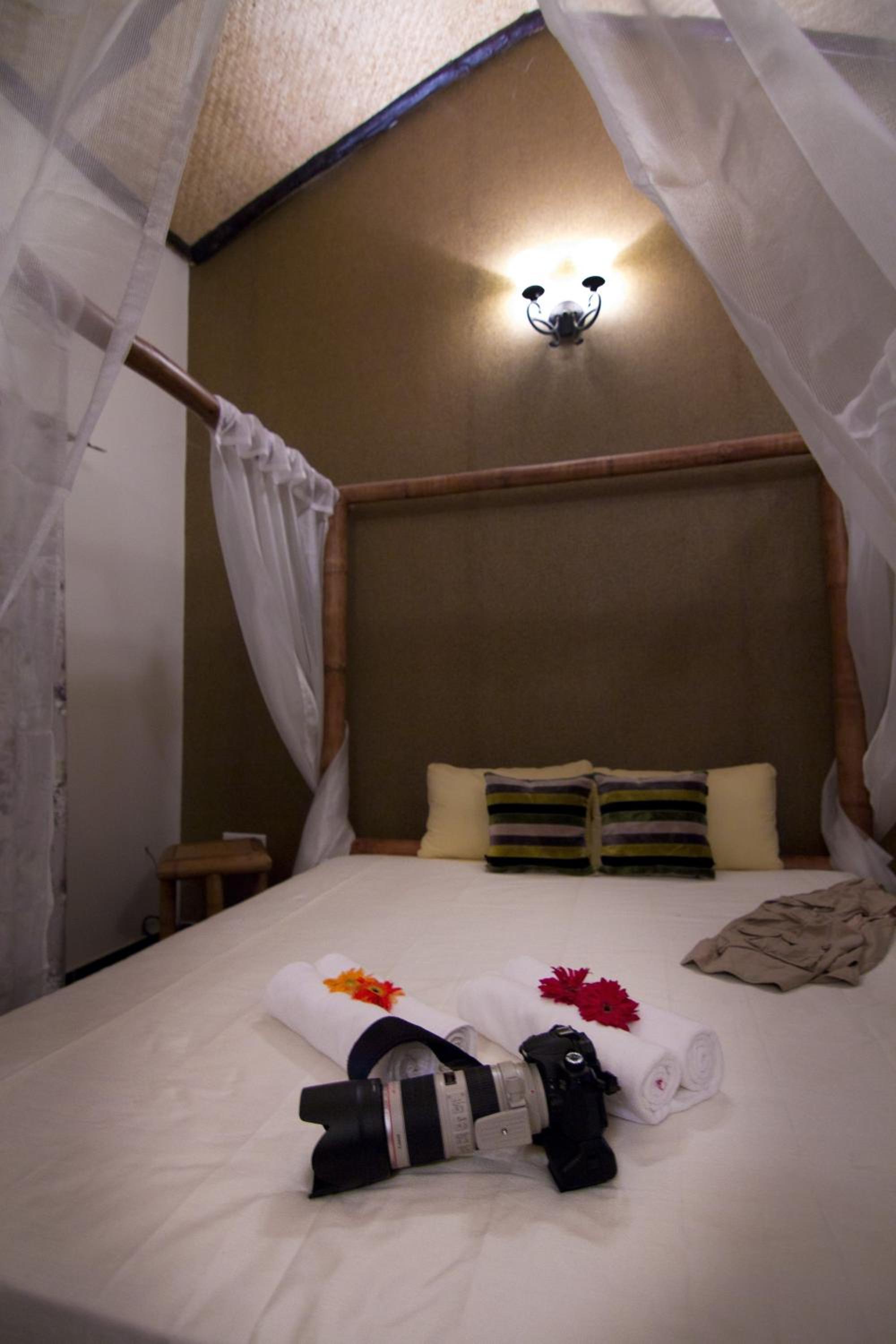 Premium Double Cottage - Photo 4
