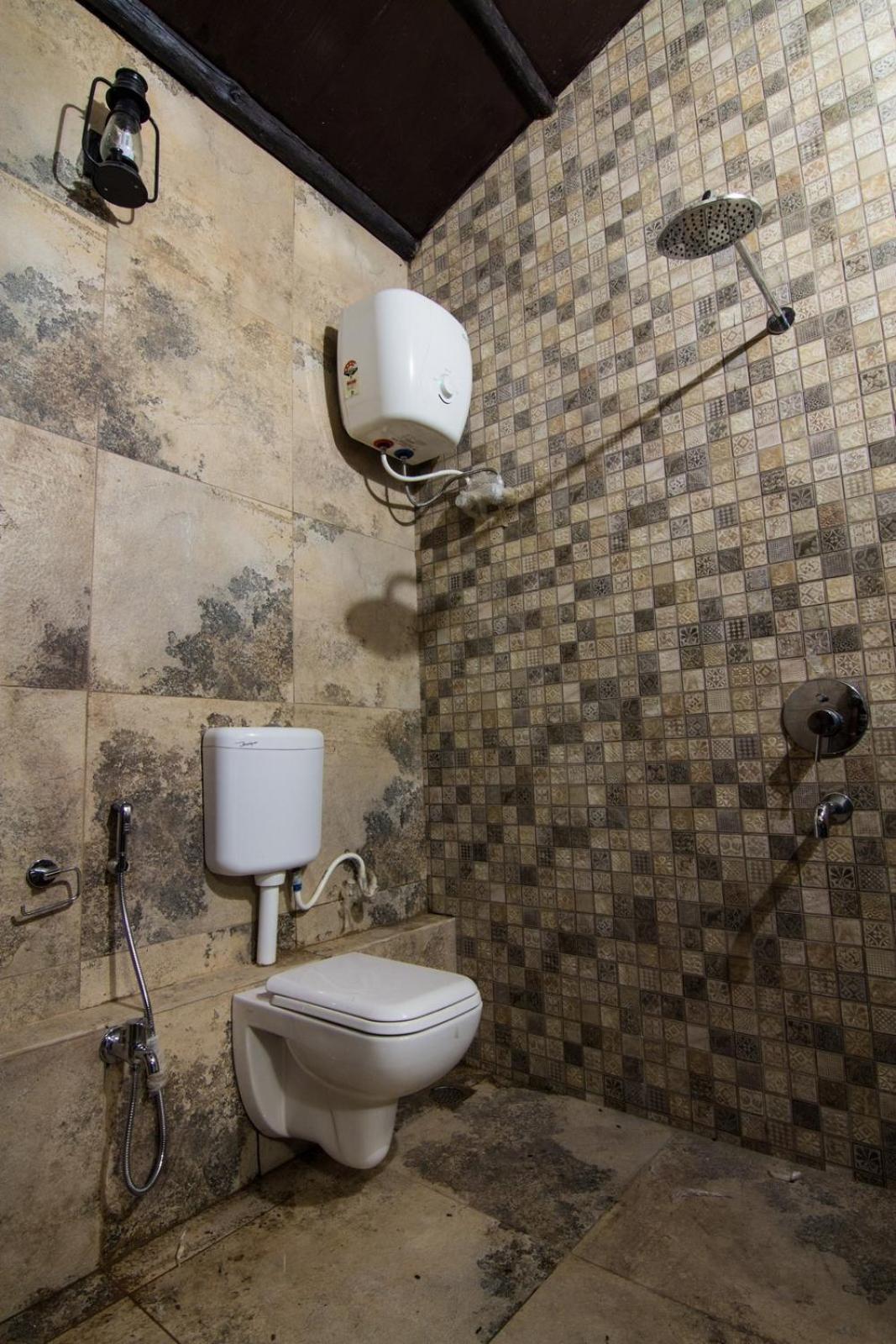 Premium Double Cottage - Photo 3