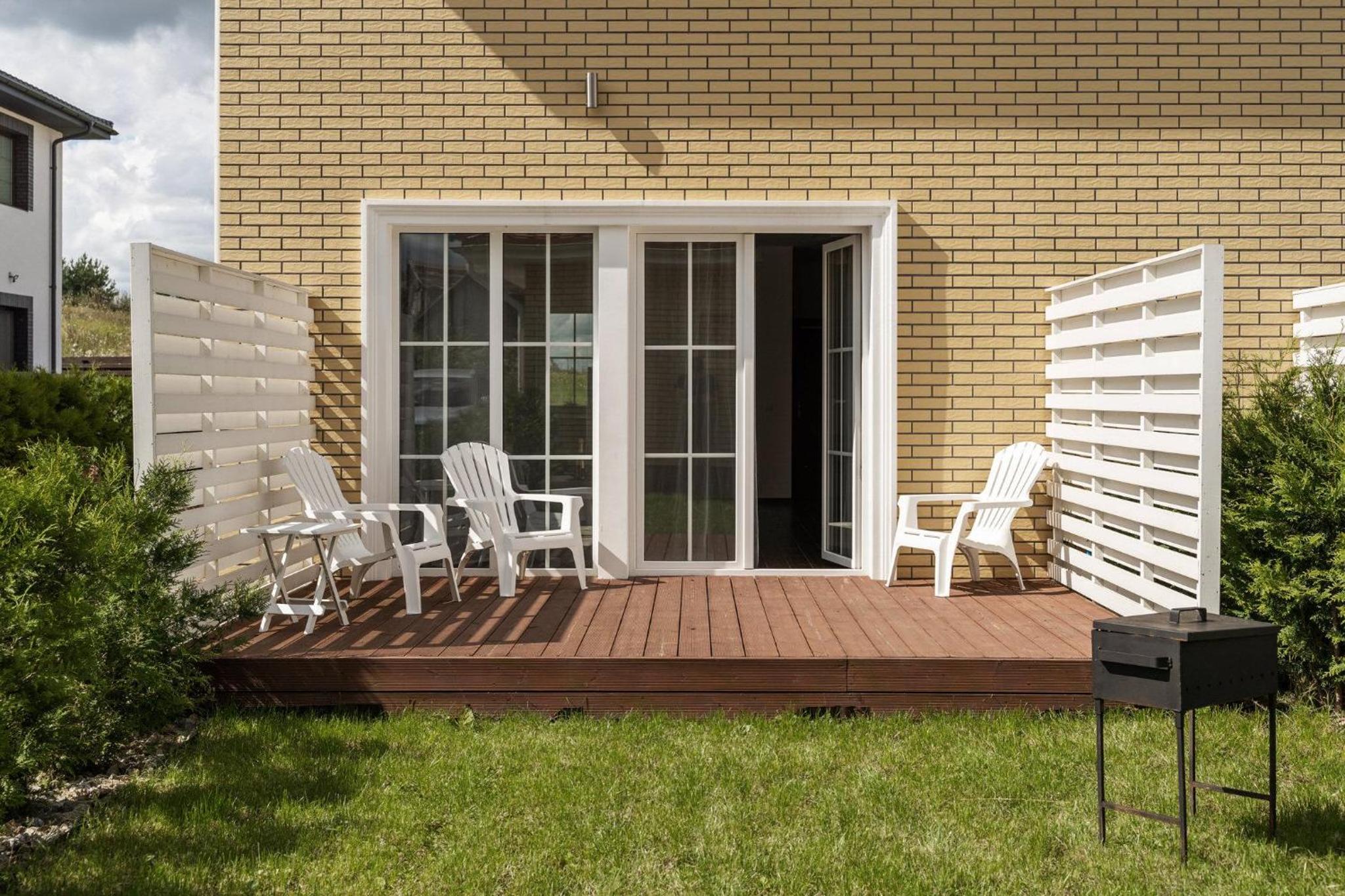 Three-Bedroom House - Photo 37